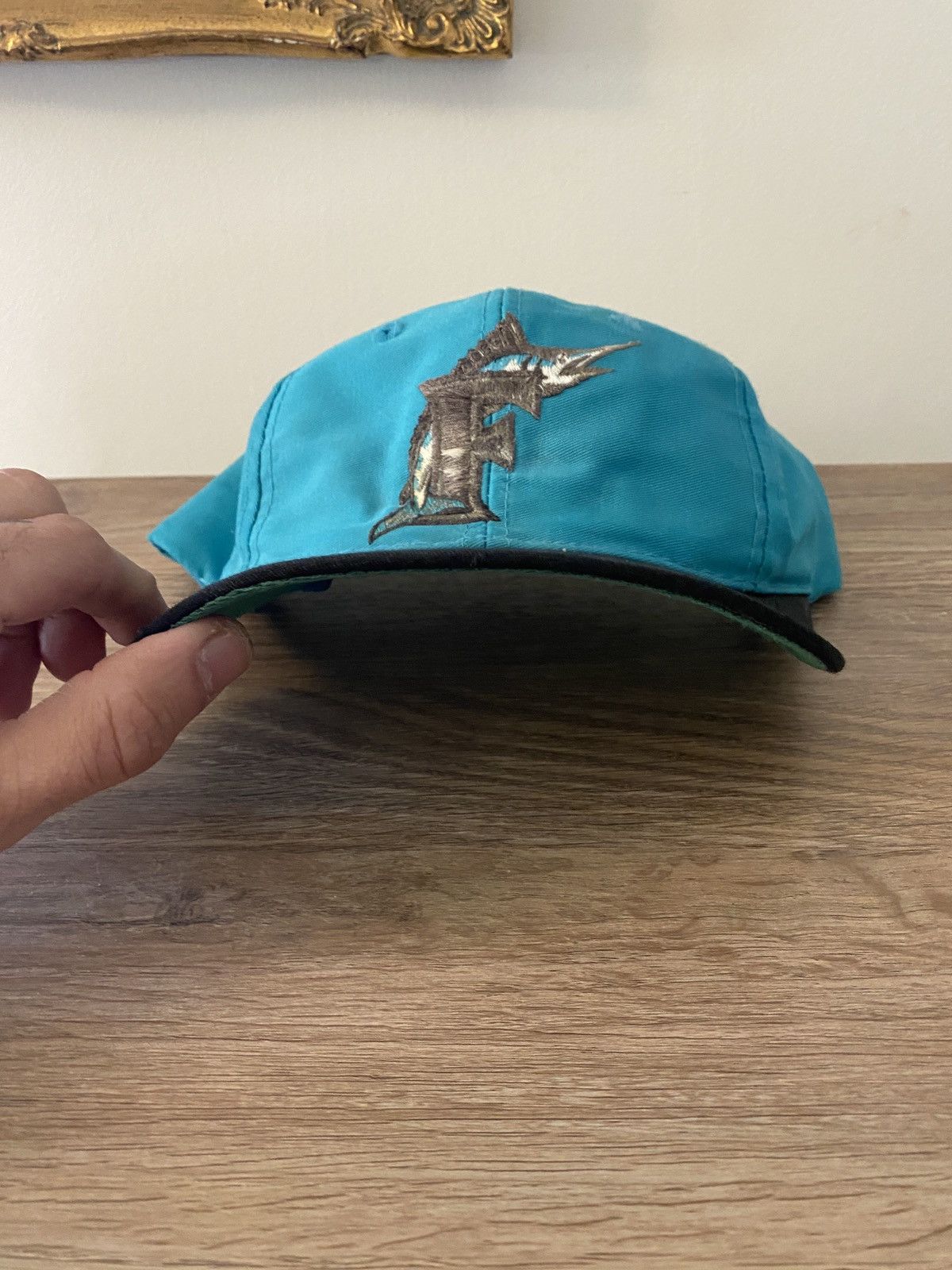 MLB Vintage 90’s Florida Marlins Faded Snap Back Hat Cap Size ONE SIZE - 5 Thumbnail
