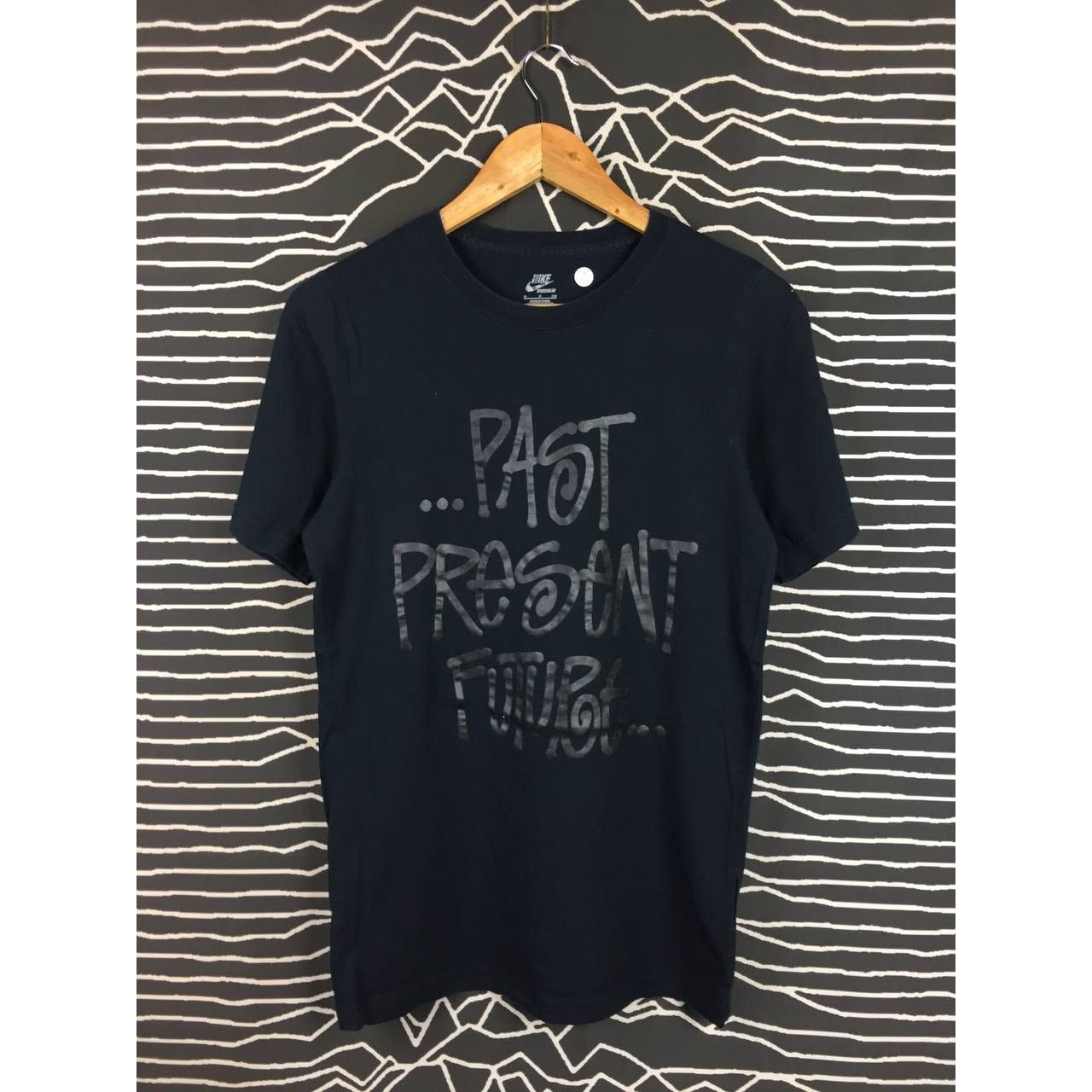 Nike × Stussy Nike x Stussy 30th Anniversary Past Present Future Tee Size US S / EU 44-46 / 1 - 1 Thumbnail