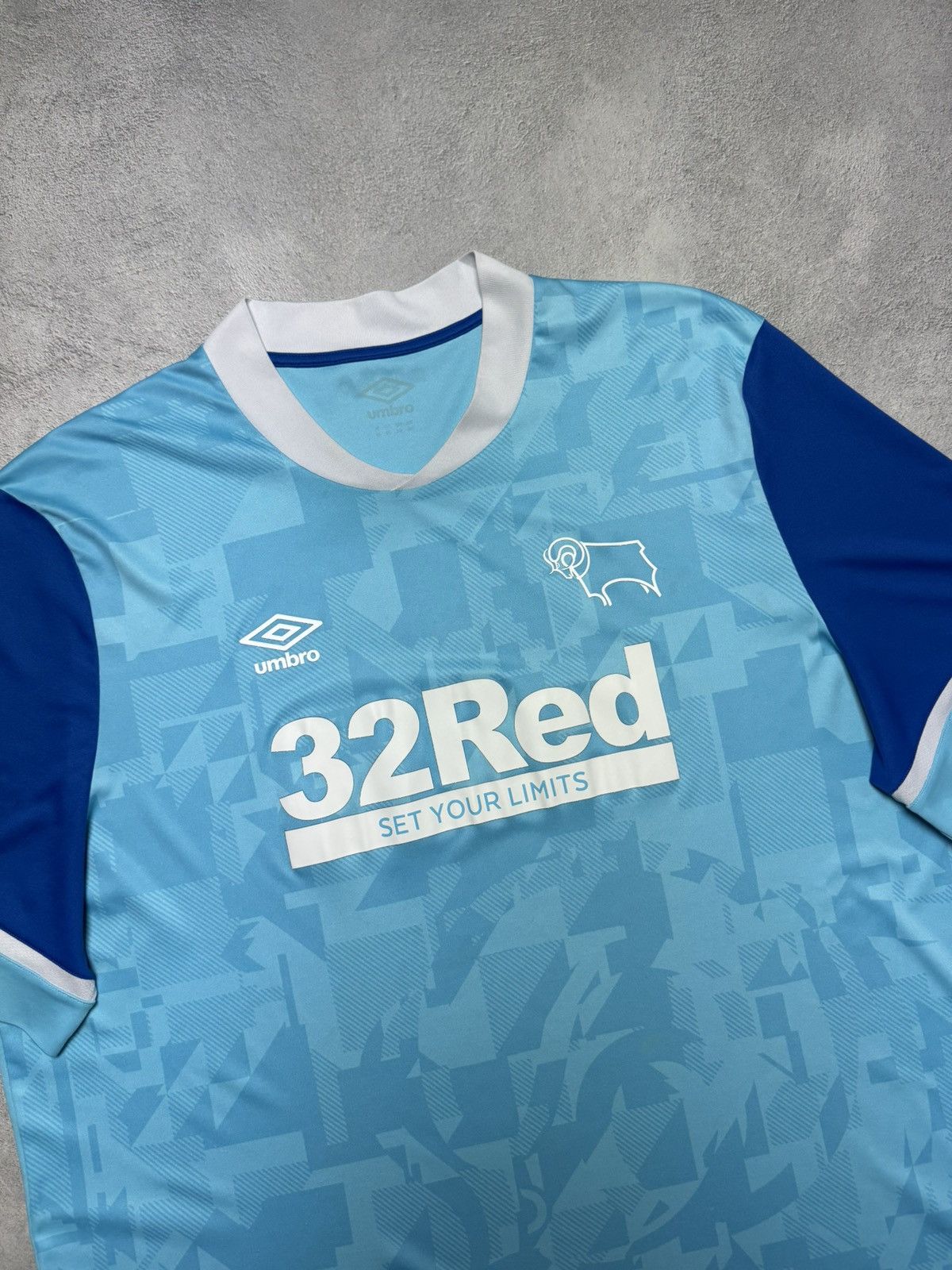 Umbro Derby County 2021 2022 Away Shirt Jersey Umbro size 4XL Size US XXL / EU 58 / 5 - 3 Thumbnail