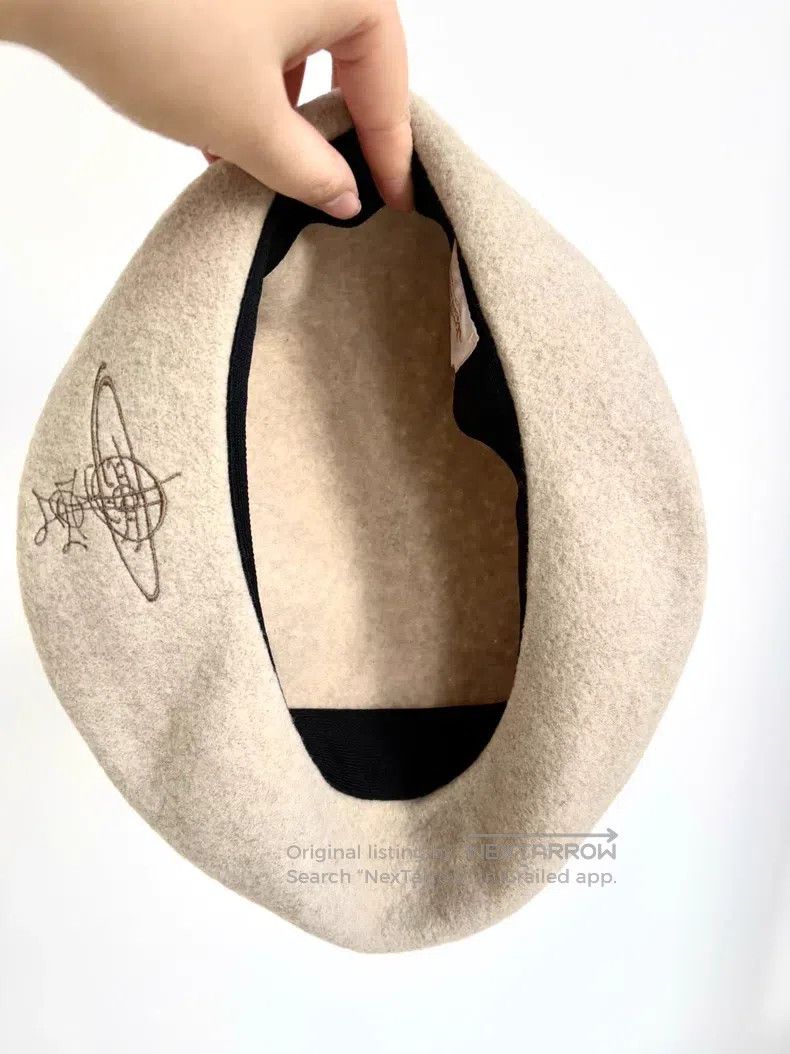 Vivienne Westwood Vivienne Westwood Big Saturn Embroidered Beige Beret Size ONE SIZE - 6 Thumbnail