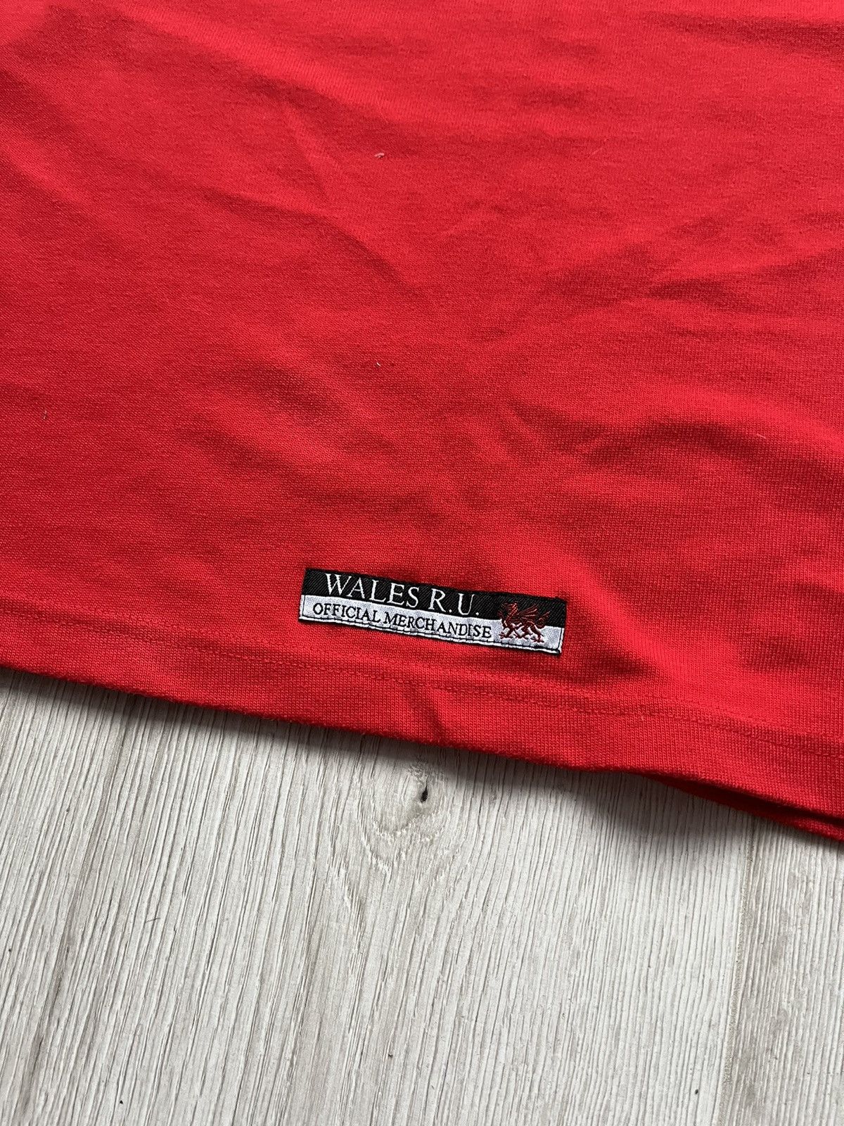 Reebok × Vintage Vintage Reebok Wales WRU Rugby Union 1999 2000 Long Sleeve Size US L / EU 52-54 / 3 - 7 Thumbnail