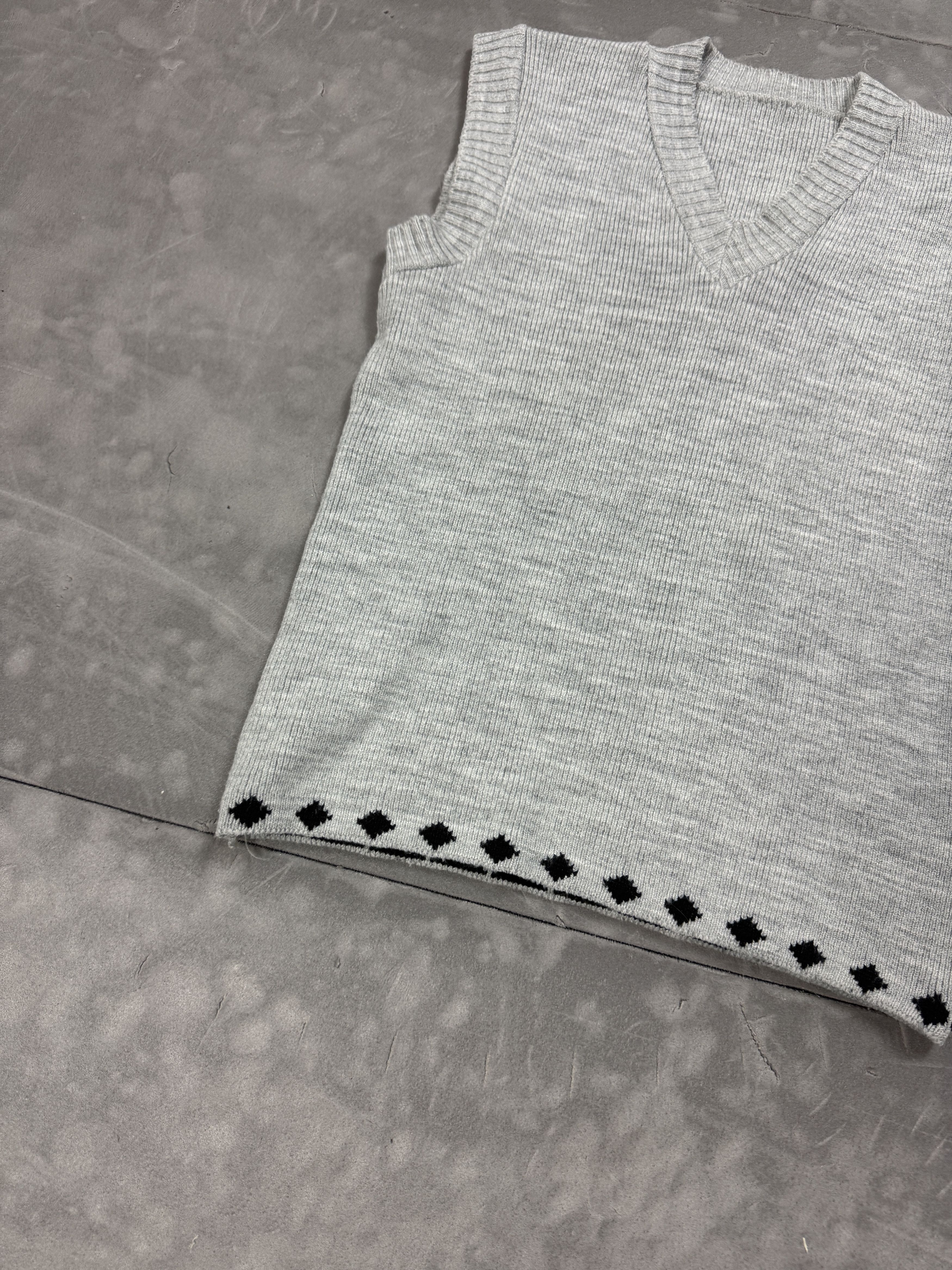 Vintage 90s Aesthetic Gray Sweater Vest Vintage S/M coquette y2k Size M / US 6-8 / IT 42-44 - 3 Thumbnail
