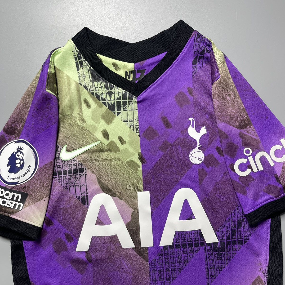Nike TOTTENHAM NIKE 2021/2022 FOOTBALL THIRD JERSEY #7 SON Size US S / EU 44-46 / 1 - 4 Thumbnail