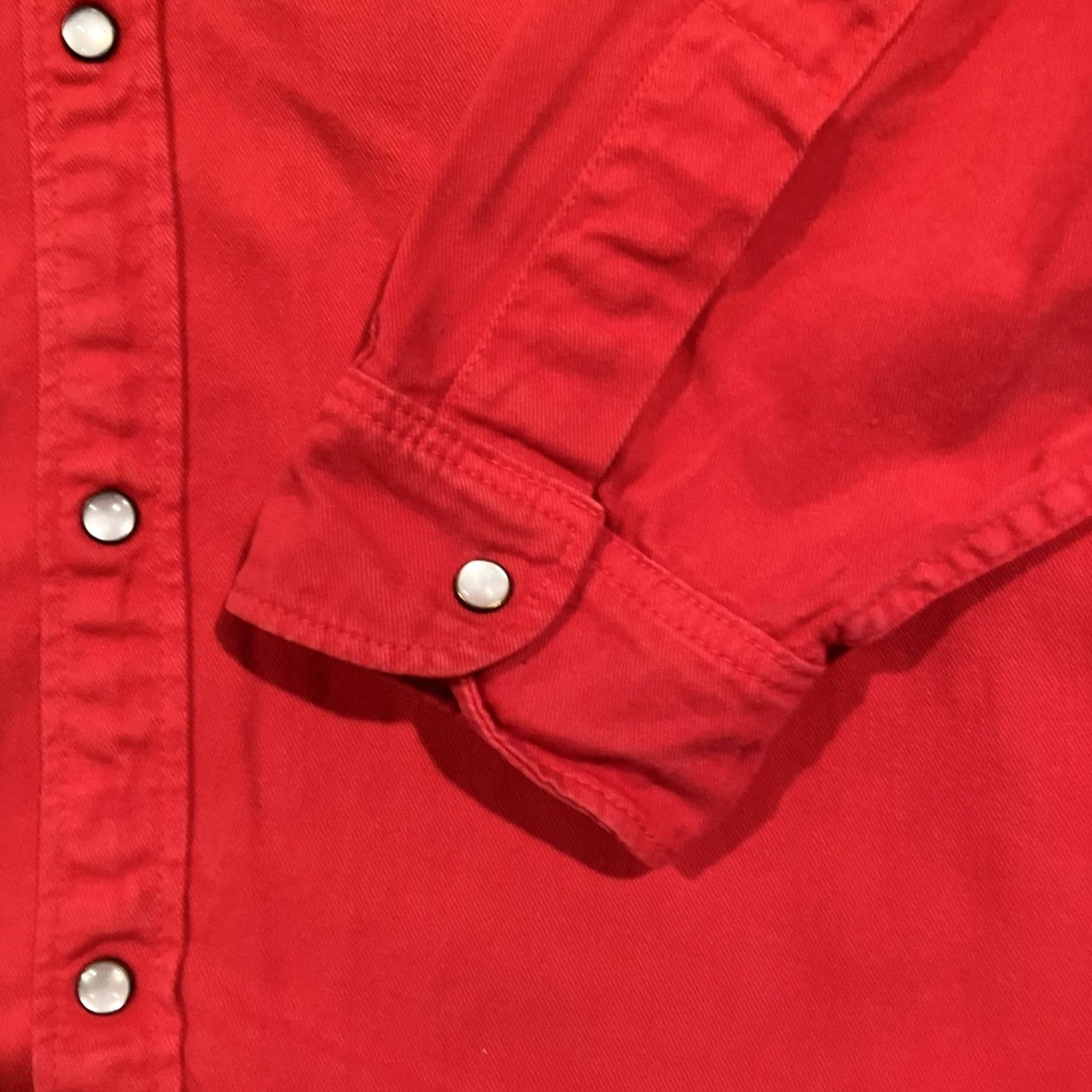 Vintage Vintage Claudio Agnelli Shirt Women’s Size Large Red Pearl Snap Button Up Size L / US 10 / IT 46 - 2 Thumbnail