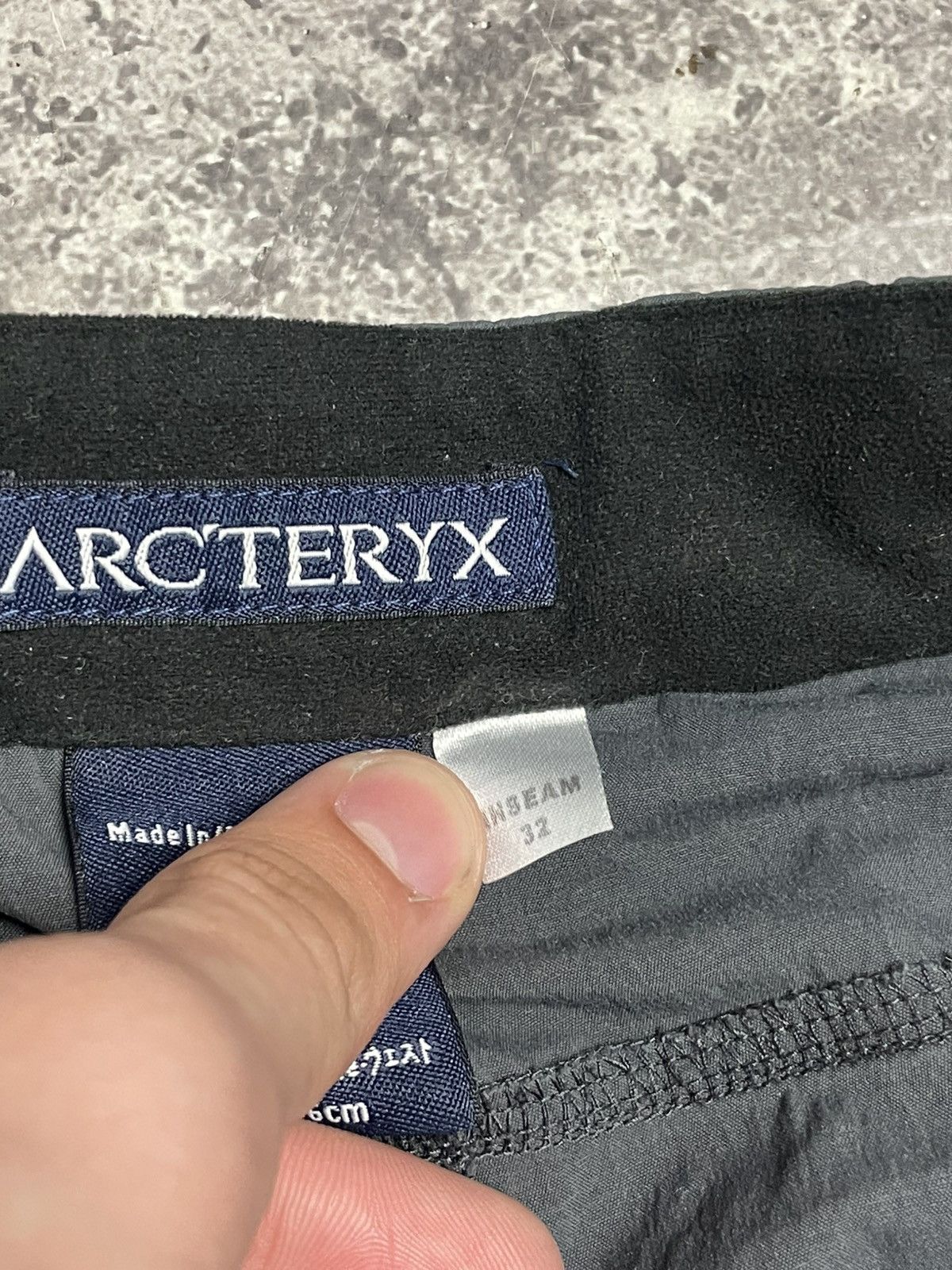 Arc'teryx × Vintage ARCTERYX Pants Vintage Hiking Trekking Gorpcore Size US 34 / EU 50 - 10 Thumbnail