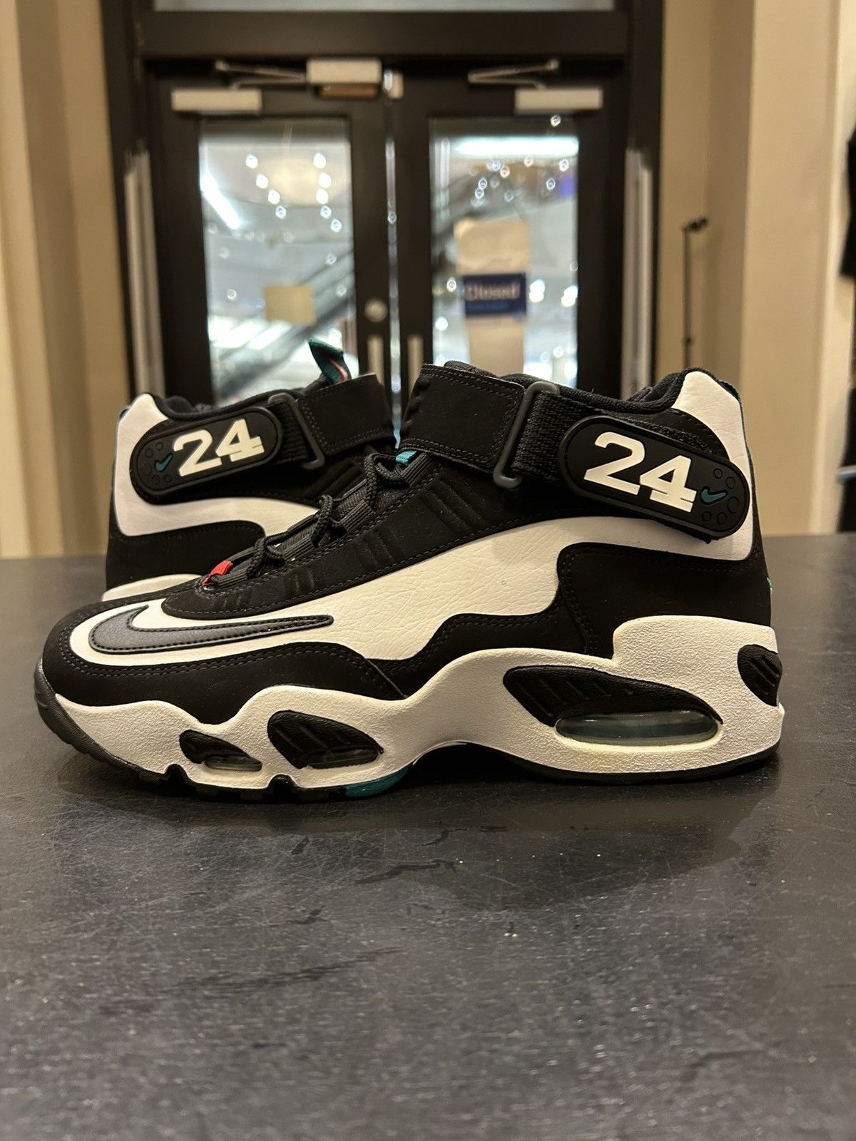 Nike Nike Air Griffey Max 1 ‘Freshwater’ Size US 8.5 / EU 41-42 - 1 Thumbnail