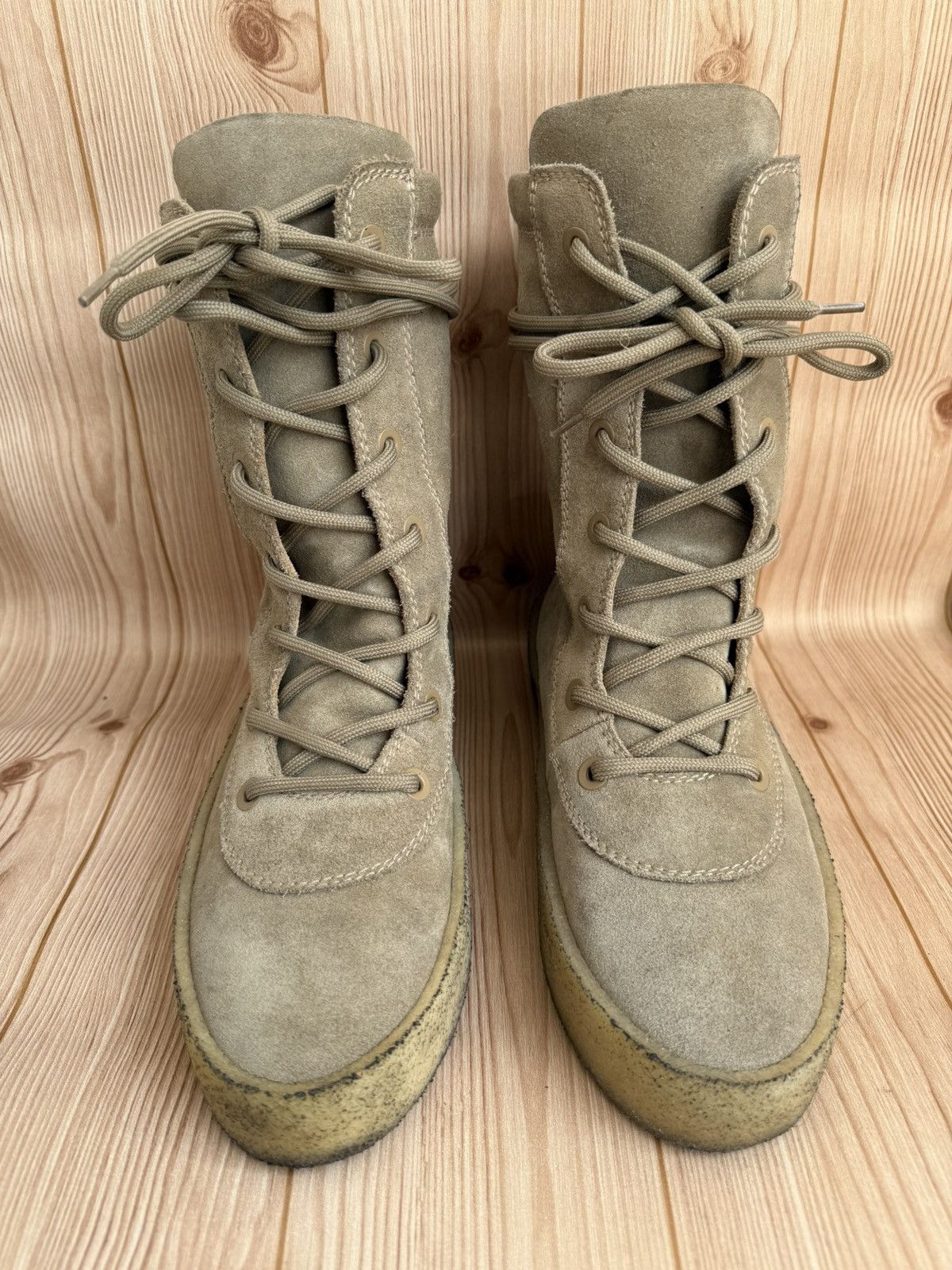 Yeezy Crepe suede boots Size US 10 / EU 43 - 4 Thumbnail