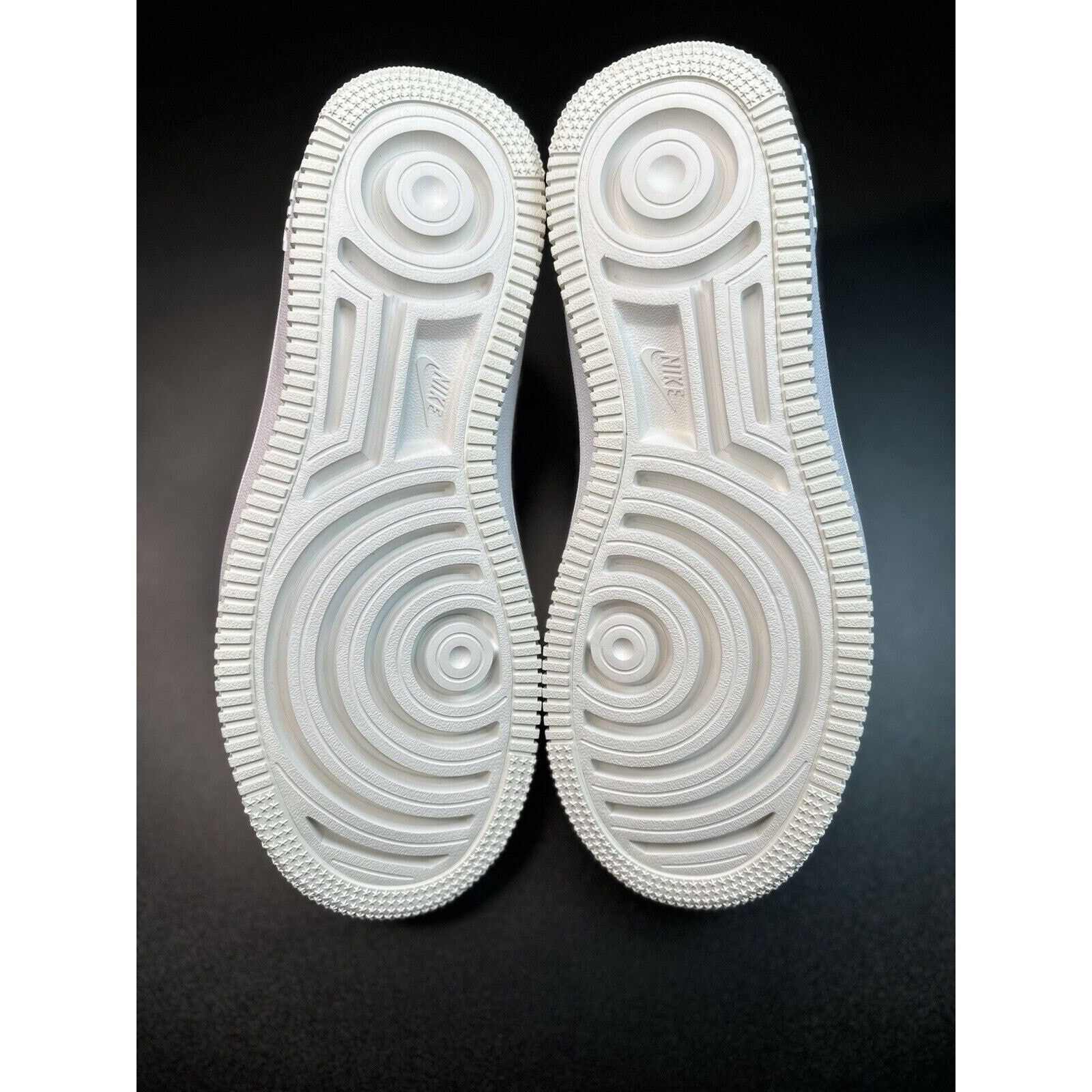 Nike Womens Nike Air Force 1 PLT.AF.ORM White FJ0737100 Sz 9.5 Size US 9.5 / IT 39.5 - 5 Thumbnail