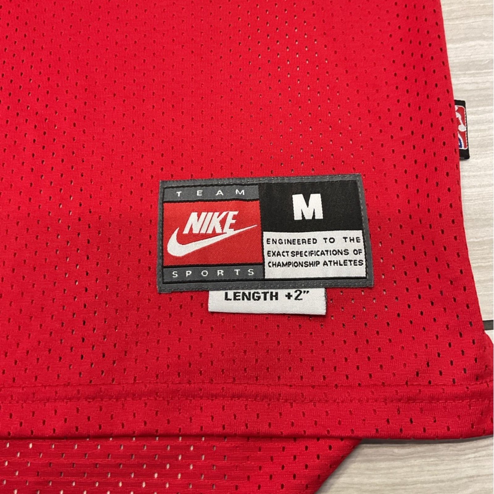 Nike Nike Y2K Vintage Chicago Bulls Jersey #23 Jordan Size US M / EU 48-50 / 2 - 6 Thumbnail