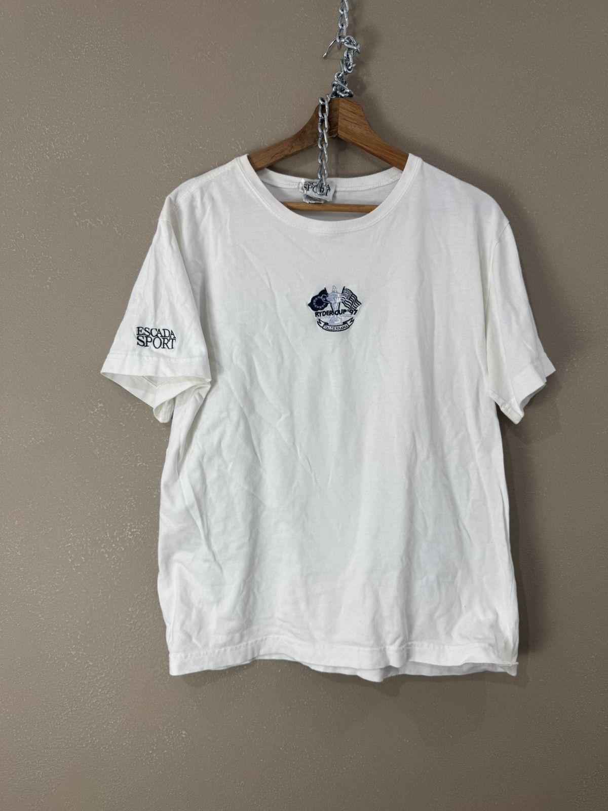 Escada Escada - vintage embroidered t-shirt Size US M / EU 48-50 / 2 - 1 Thumbnail