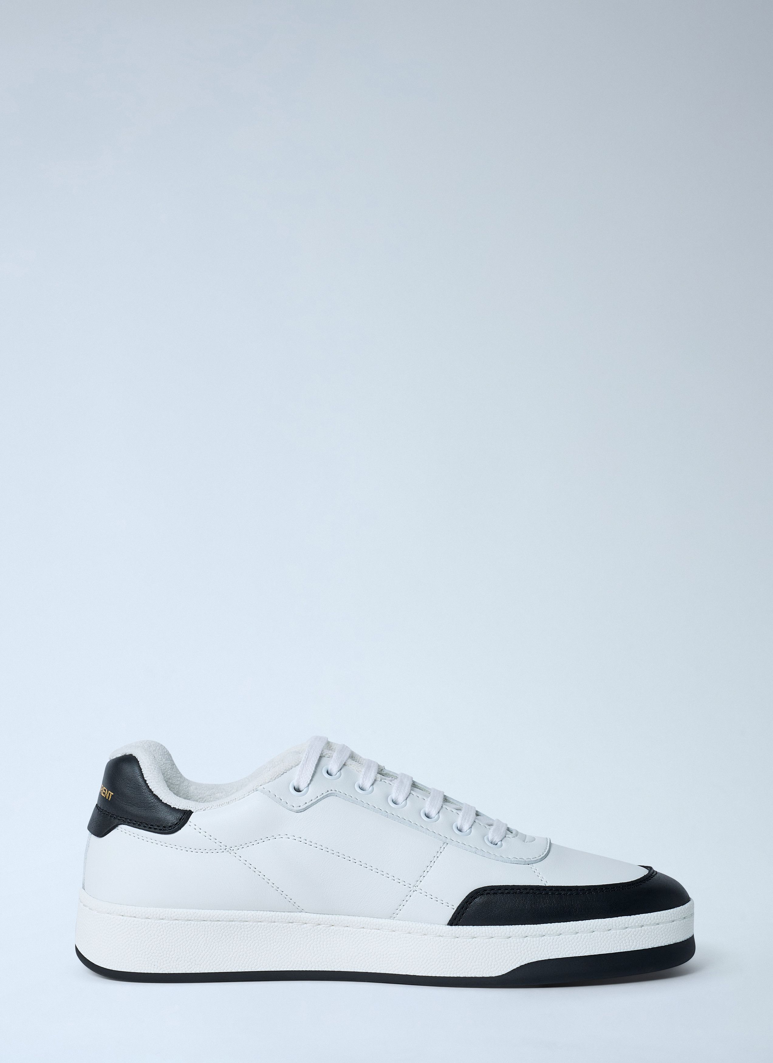 SL 61 Low Top Sneakers