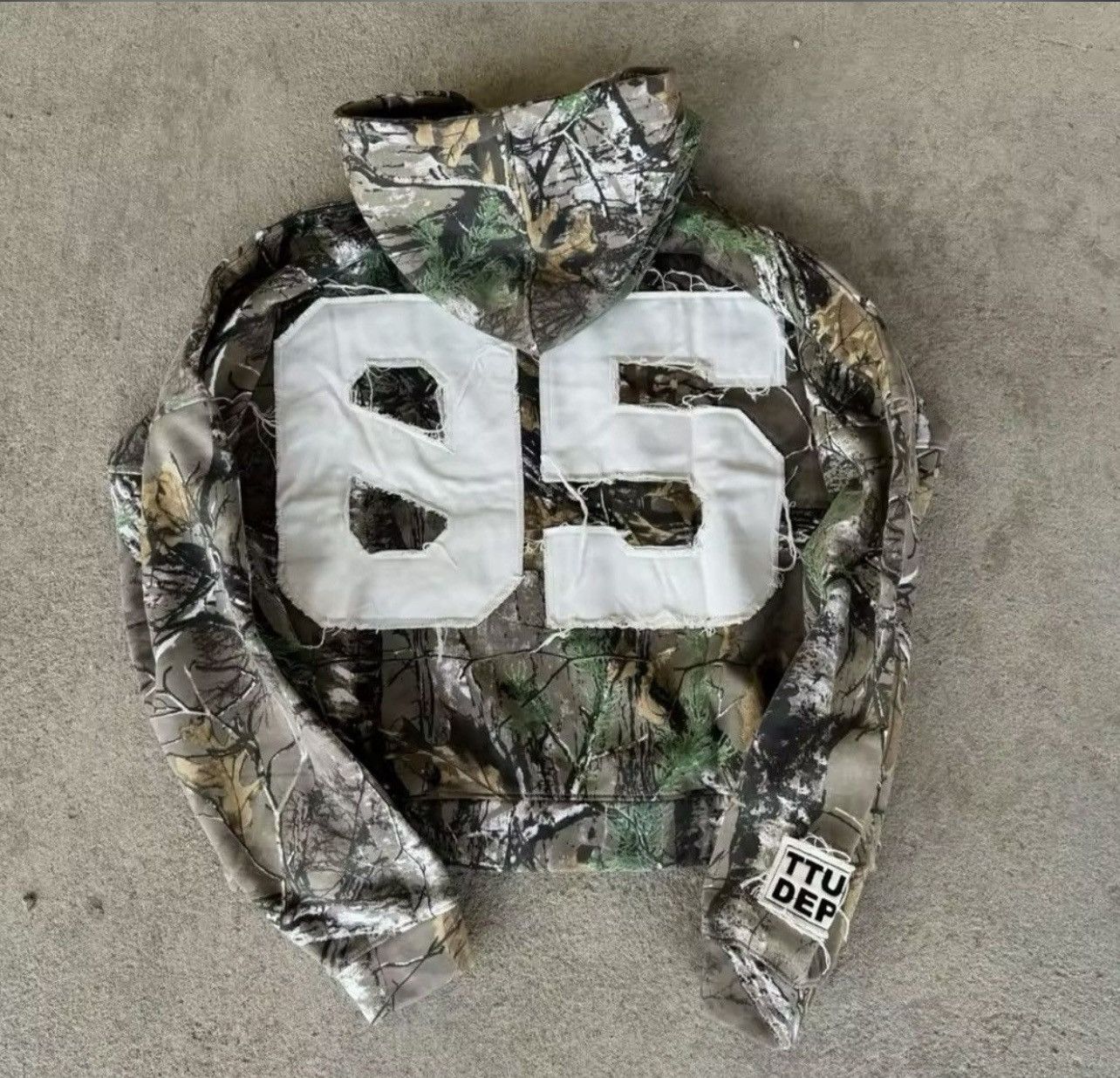 Japanese Brand Camouflage Embroidered Letter Zipper Hoodies Size US XL / EU 56 / 4 - 1 Thumbnail