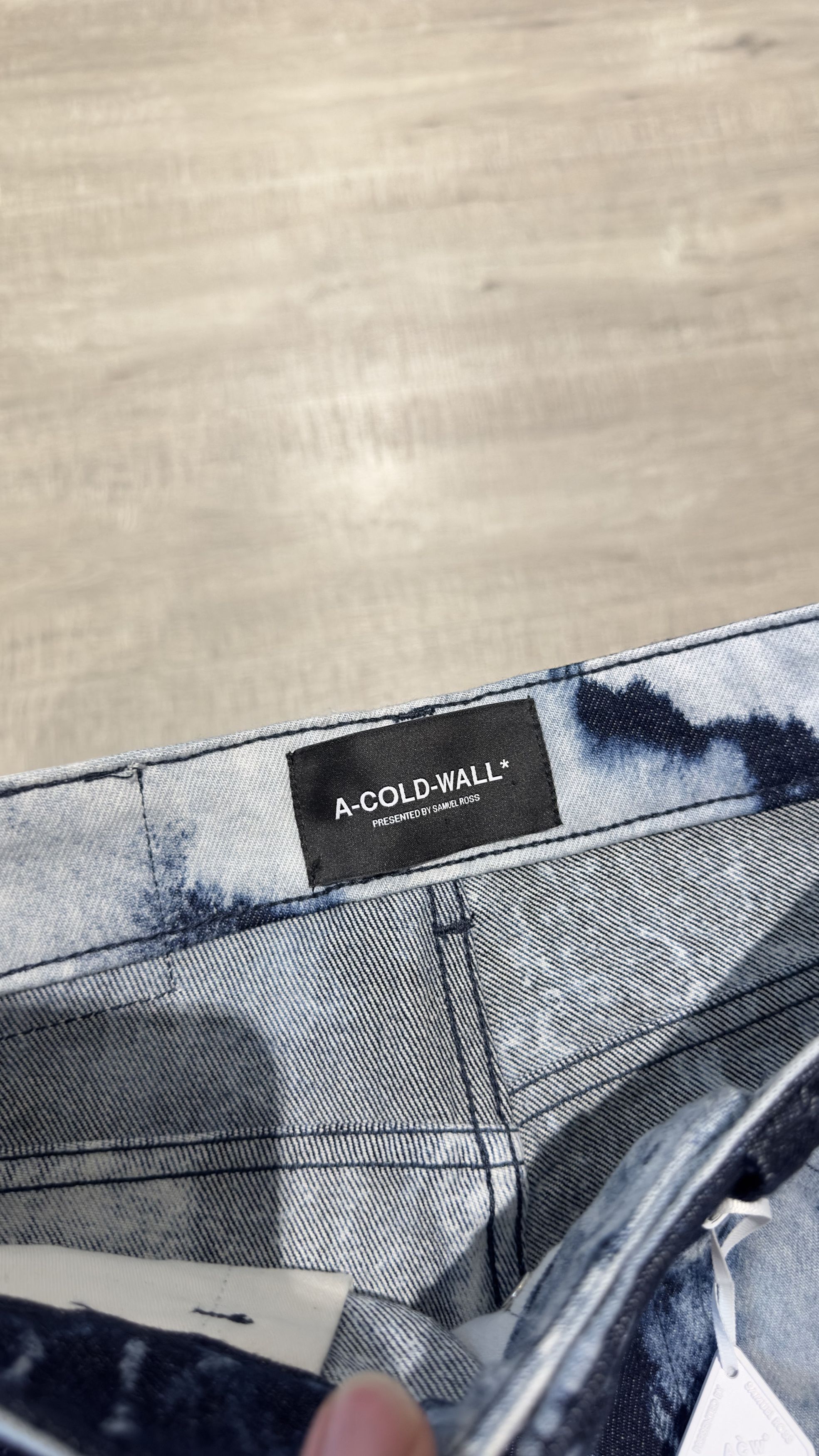 A-COLD-WALL* bleached wide-leg jeans Size US 28 / EU 44 - 4 Thumbnail