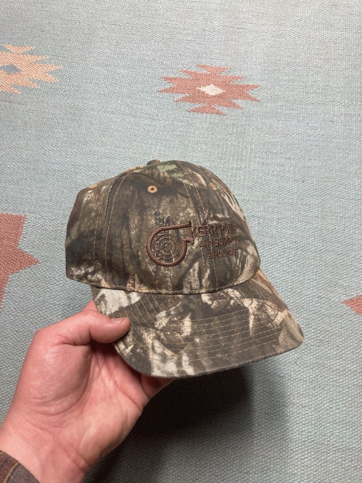 Realtree × Vintage Vtg Strapback hat camo Kerr pump and supply realtree Size ONE SIZE - 1 Thumbnail