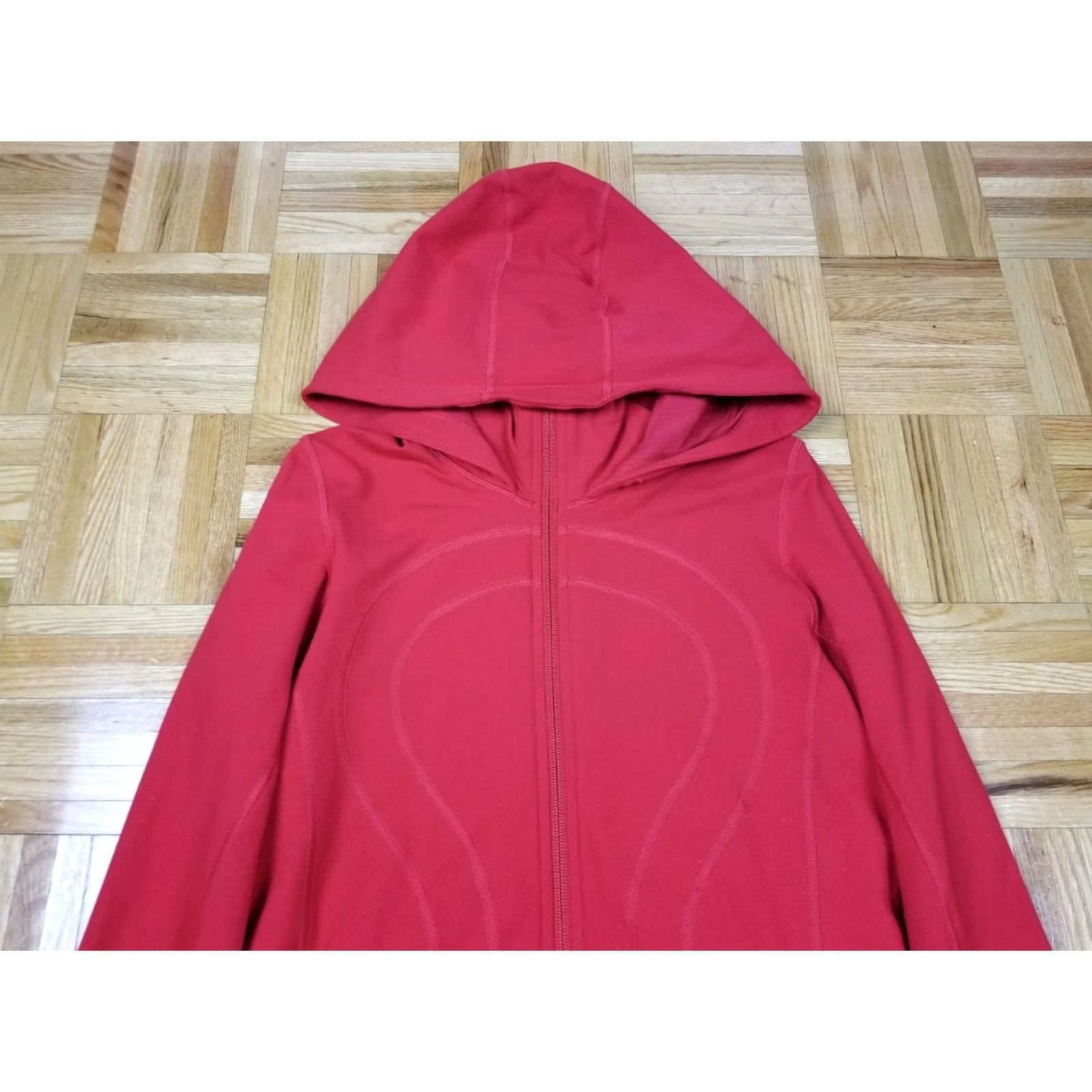 Lululemon VINTAGE? LULULEMON RED DEFINE JACKET WOMEN'S SZ 8 HOODED FULL ZIP USE Size M / US 6-8 / IT 42-44 - 2 Thumbnail