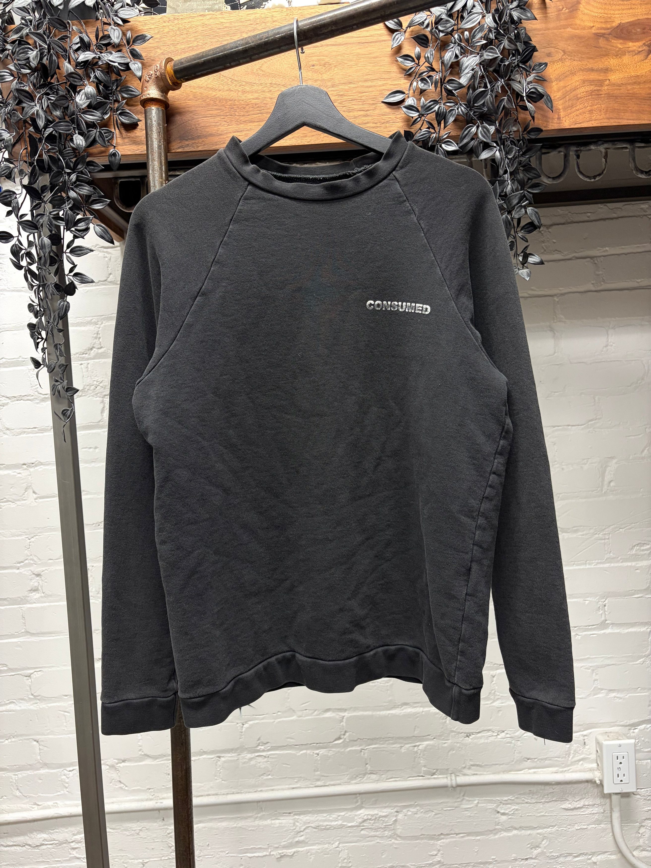 Raf Simons SS2003 Raf Simons ‘Consumed’ Commodity Black/Red Script Sweatshirt Size US S / EU 44-46 / 1 - 4 Thumbnail