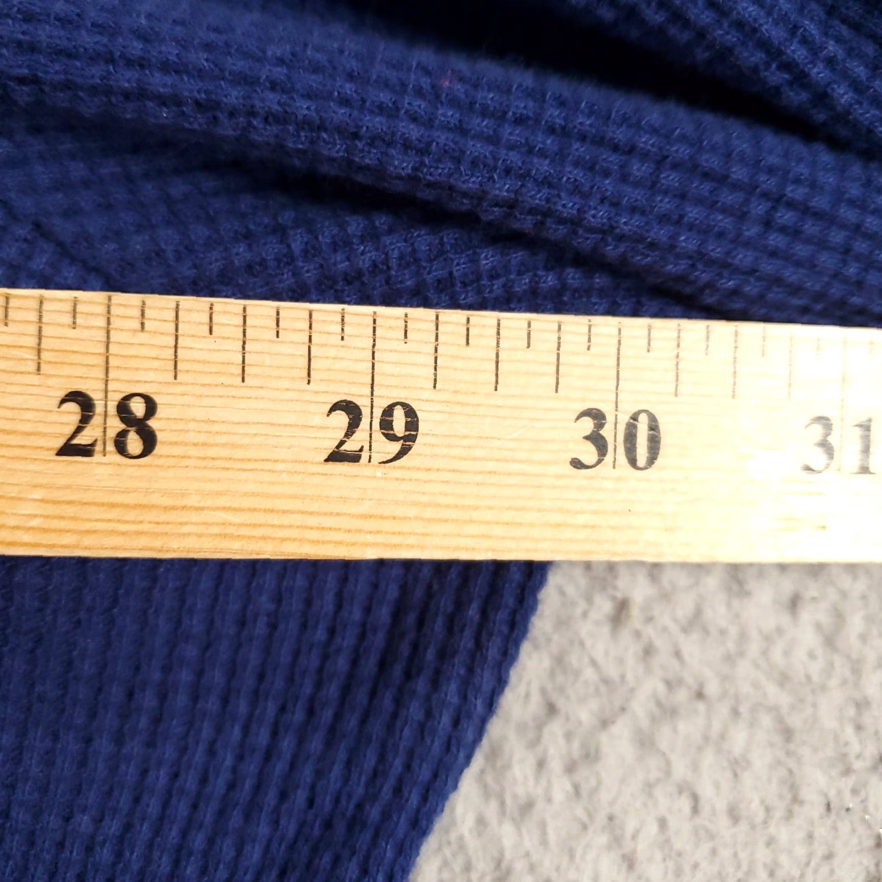 Quacker Factory VINTAGE Quacker Factory Blouse Womens 2X Blue Rhinestone Waffle Knit Long Sleeve Pullover Classic Size XXL / US 16-18 / IT 52-54 - 4 Thumbnail