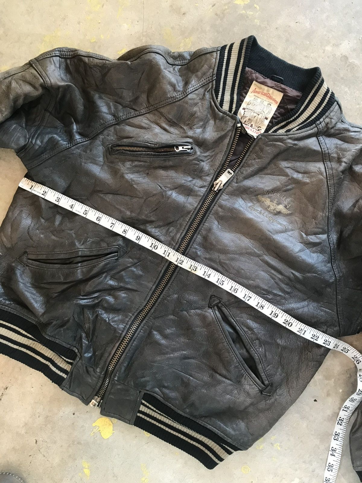 Avirex Vintage Avirex Black Faded Leather Jacket (size S) Size US S / EU 44-46 / 1 - 16 Thumbnail