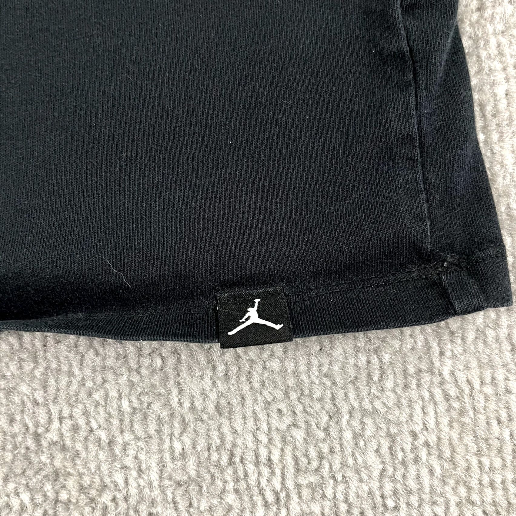 Jordan Brand VINTAGE NIKE JORDAN Shirt Mens Large Black Jumpman Flight Photo Graphic Tee Basketball Size US L / EU 52-54 / 3 - 4 Thumbnail