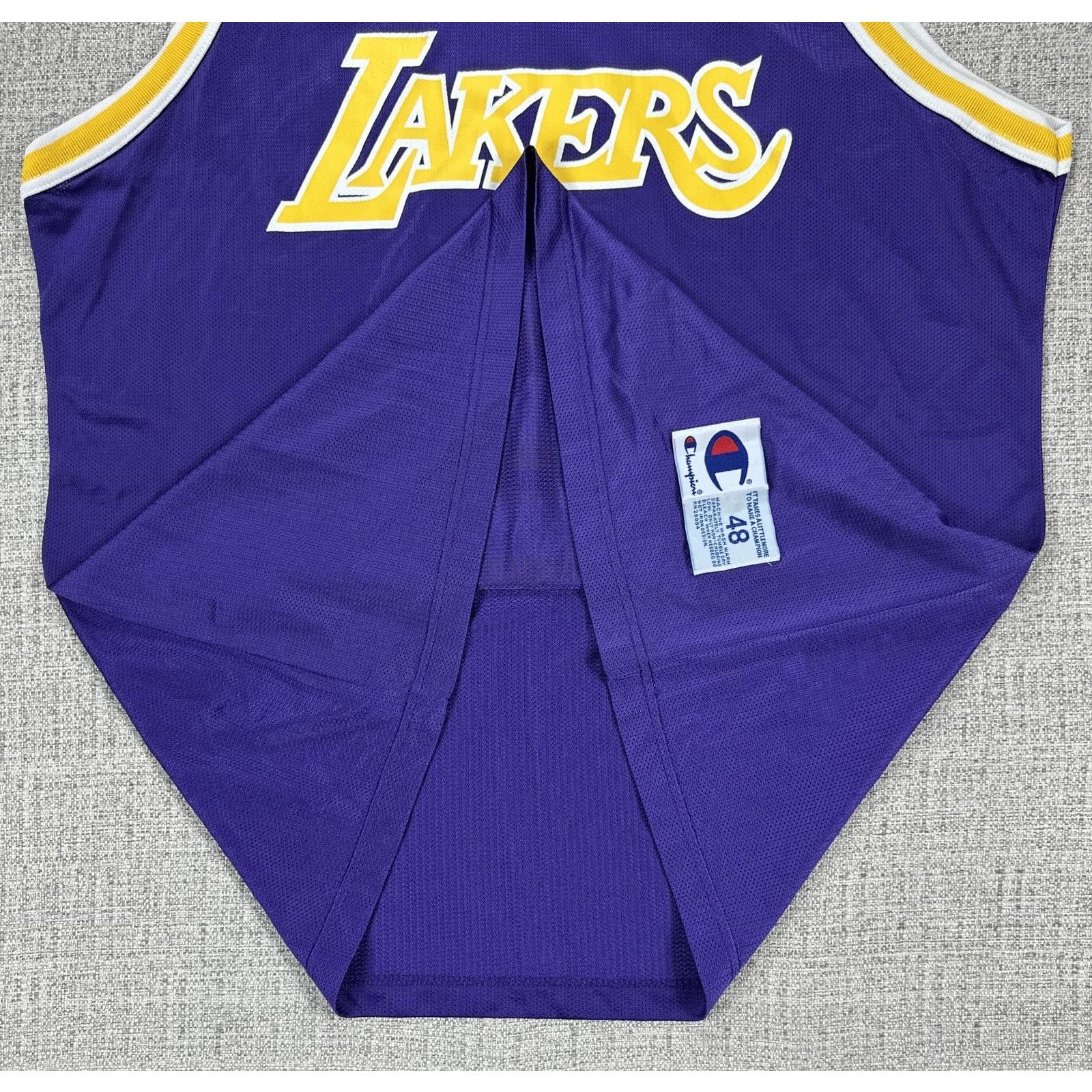 Champion Los Angeles Lakers Jersey 48 NBA Van Exel Champion 90s Clean Size US XL / EU 56 / 4 - 5 Thumbnail