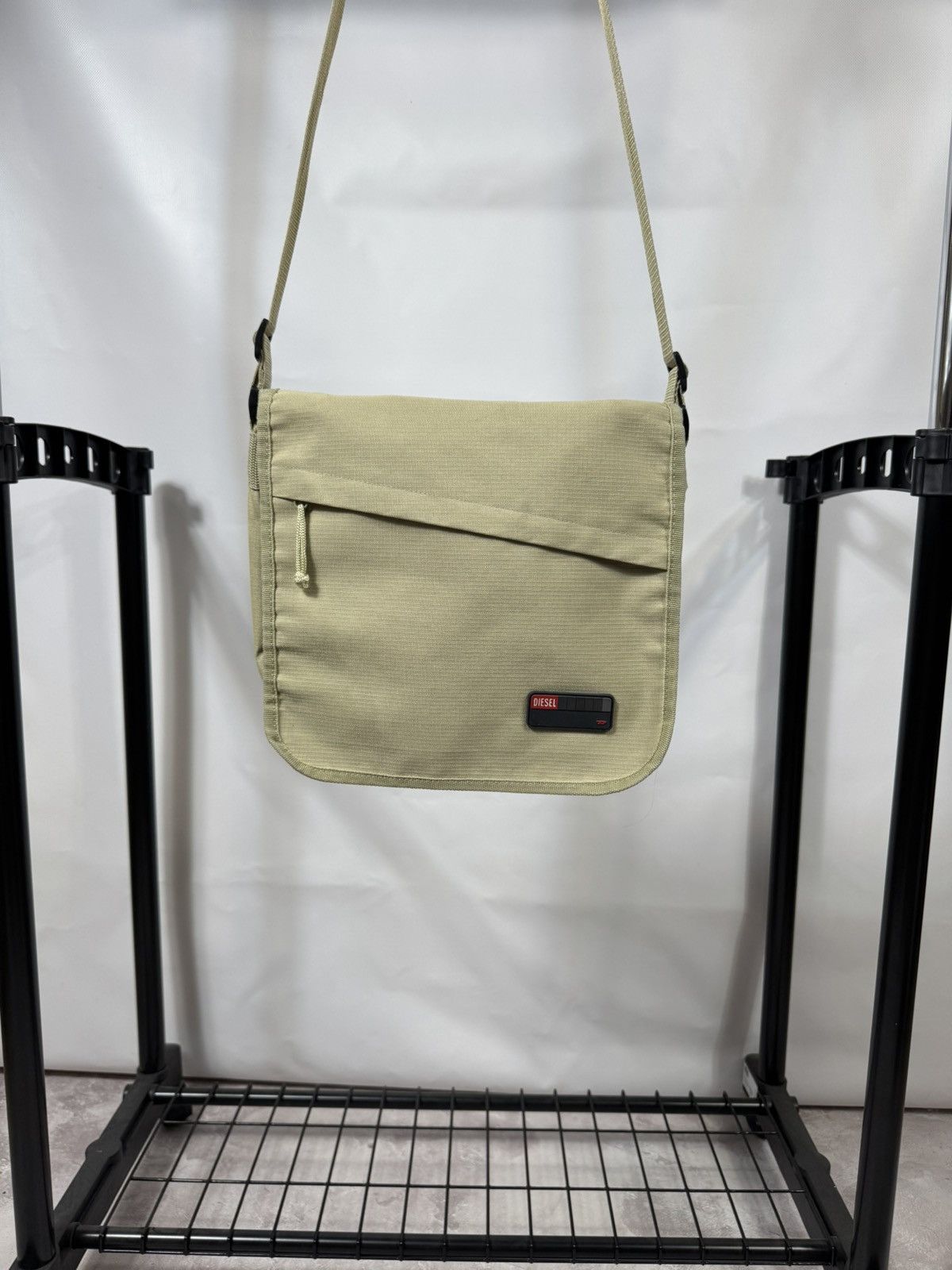Vintage Vintage Diesel Shoulder Bag Size ONE SIZE - 1 Thumbnail