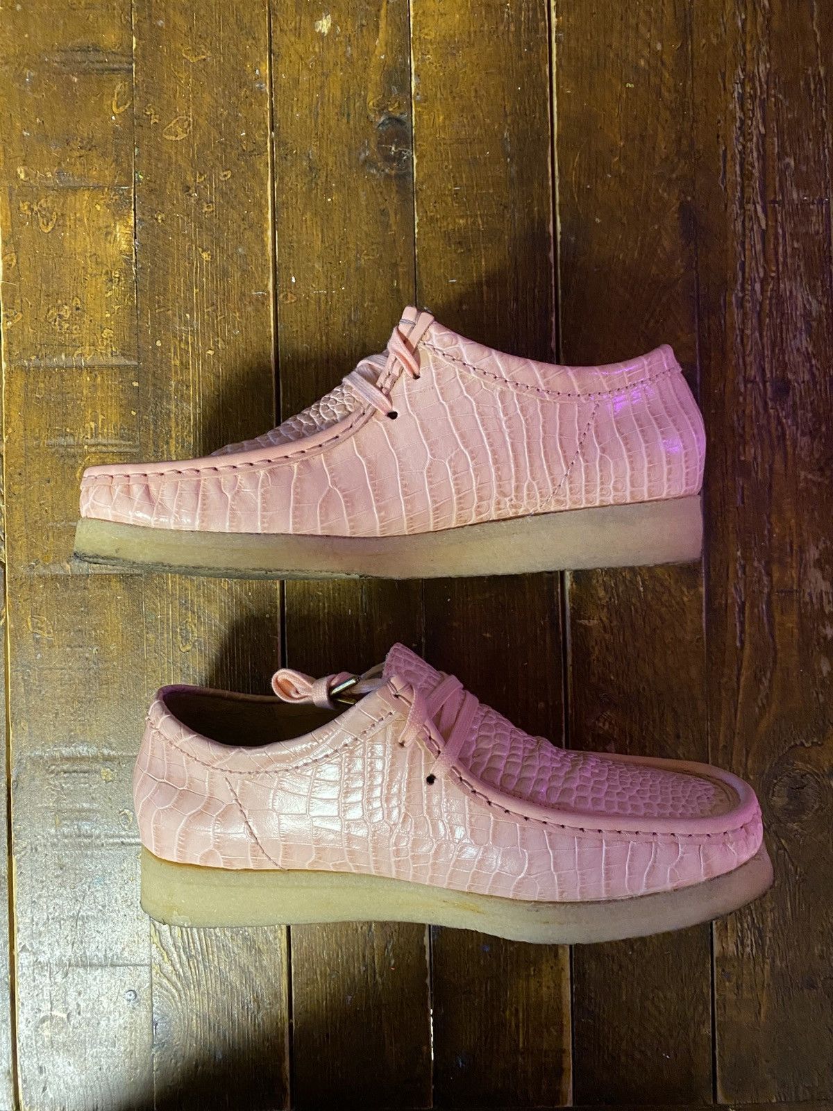Clarks Clarks x Packer Shoes Wallabee “Light Pink Croc” Size US 8.5 / EU 41-42 - 3 Thumbnail