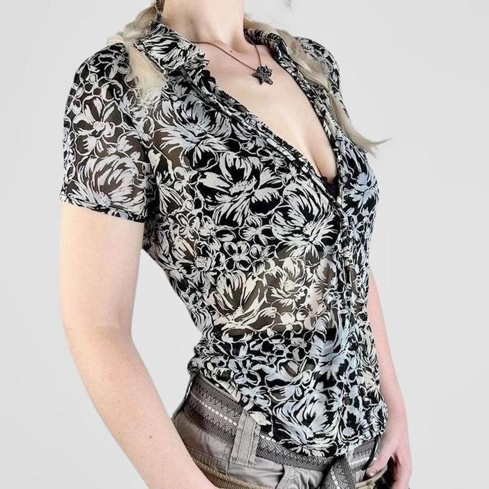 Other gray and black mesh sheer floral top Size M / US 6-8 / IT 42-44 - 3 Thumbnail