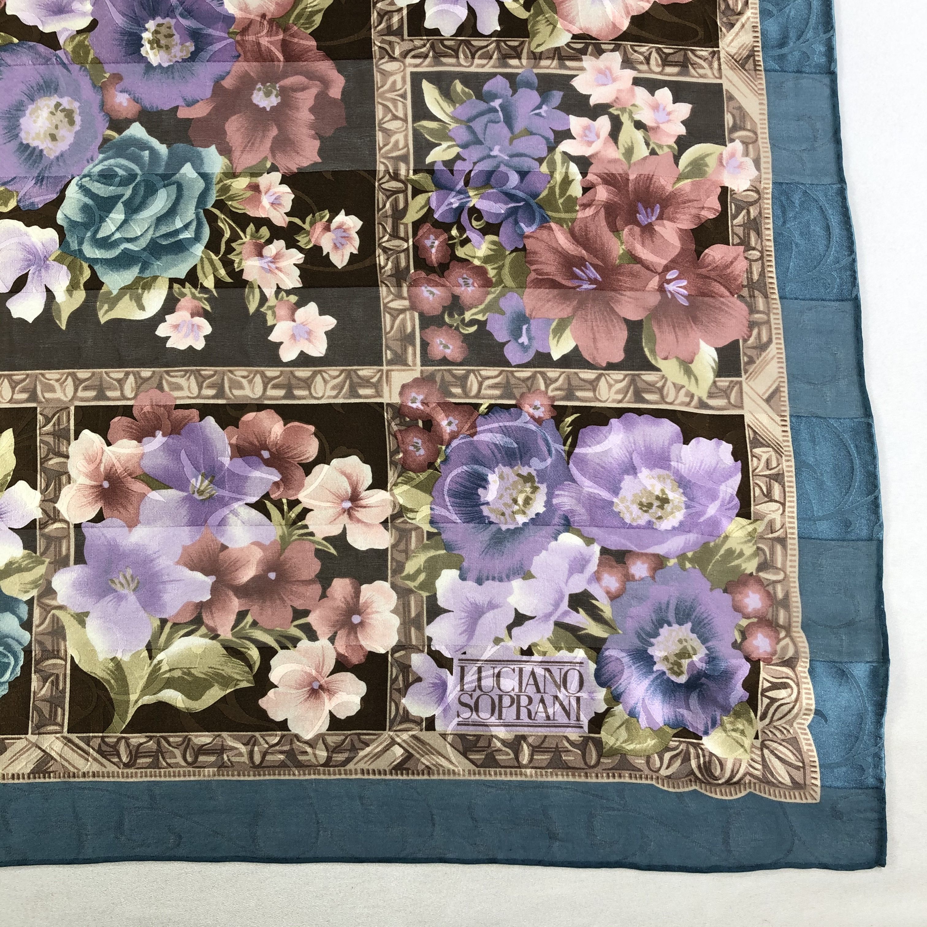 Vintage Vintage Luciano Soprani Silk Scarf Size ONE SIZE - 4 Thumbnail
