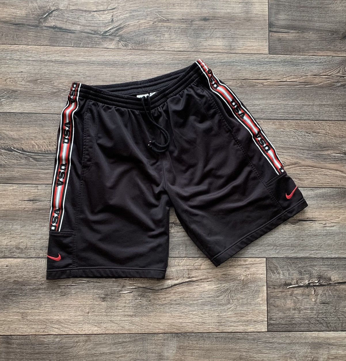 Vintage Nike USA Black Y2K Shorts