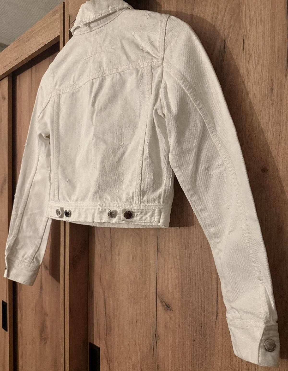Givenchy Givenchy white cropped destroy denim jacket - S/36(FR) Size XS / US 0-2 / IT 36-38 - 13 Thumbnail