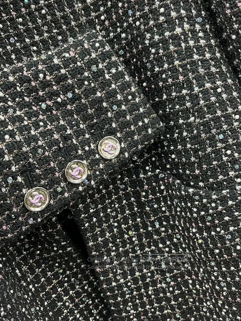 Chanel Chanel Tweed Pearl Embellished Jacket. Size US XS / EU 42 / 0 - 2 Thumbnail