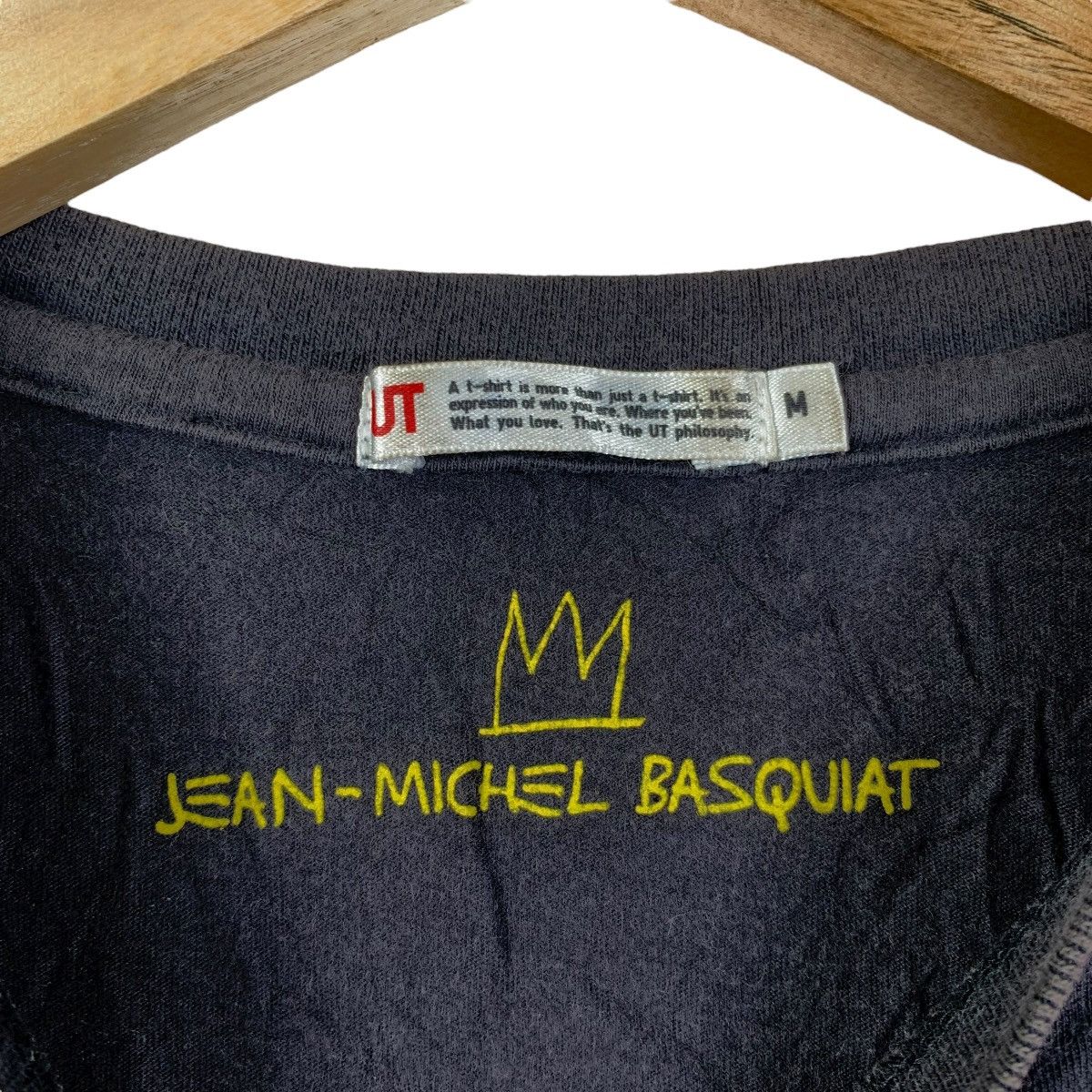 Uniqlo Uniqlo UT x Jean-Michel Basquiat Black Graphic Tee Shirt Size US S / EU 44-46 / 1 - 3 Thumbnail