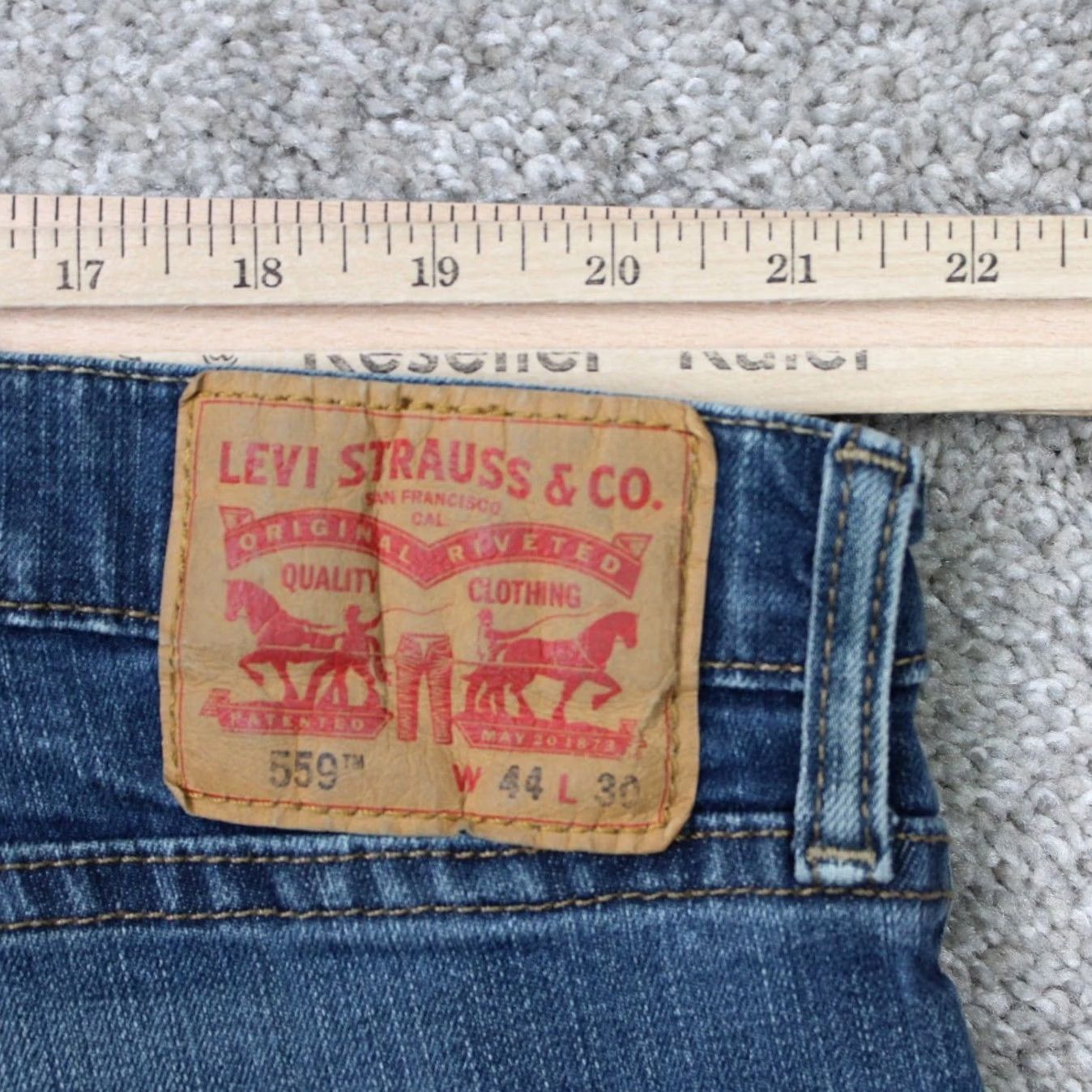 Levi's Levi's 559 Jeans Mens 44x30 Blue Relaxed Straight Leg 5-Pocket Denim 100% Cotton Size US 44 / EU 60 - 7 Thumbnail
