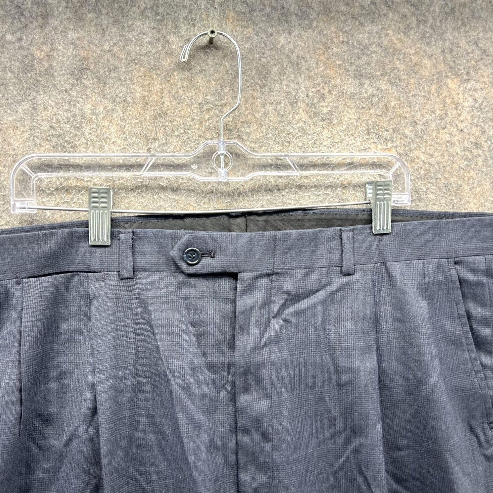 Vintage Dress Pants Mens 40x30 Gray Check Pleated Classic Fit Straight Leg Trousers XL Mens Gray Check Dress Pants Size US 36 / EU 52 - 7 Thumbnail