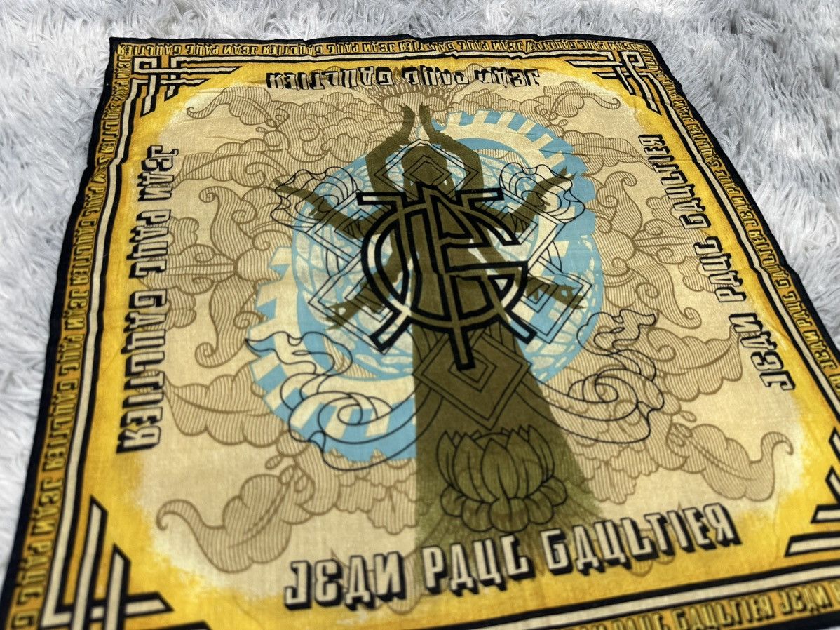 Jean Paul Gaultier 🔥Rare Archived Jean Paul Gautier Shiva God Handkerchief Size ONE SIZE - 2 Thumbnail