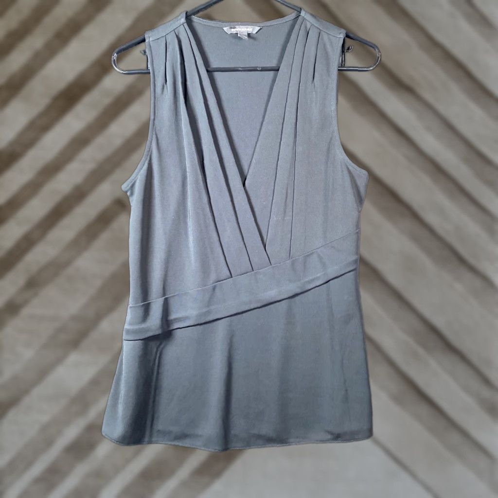Banana Republic Banana Republic Blouse Black Deep V Neck Wrap Stretch M Womens Sleeveless Regular Pattern Solid Top Office Workwear Casual Size M / US 6-8 / IT 42-44 - 1 Thumbnail