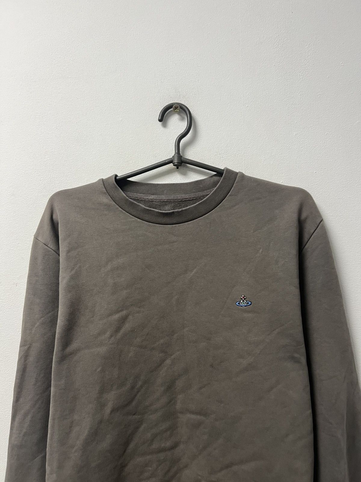 Vivienne Westwood Vintage Vivienne Westwood Sweatshirt Orb Logo Basic Pullover Size US M / EU 48-50 / 2 - 2 Thumbnail