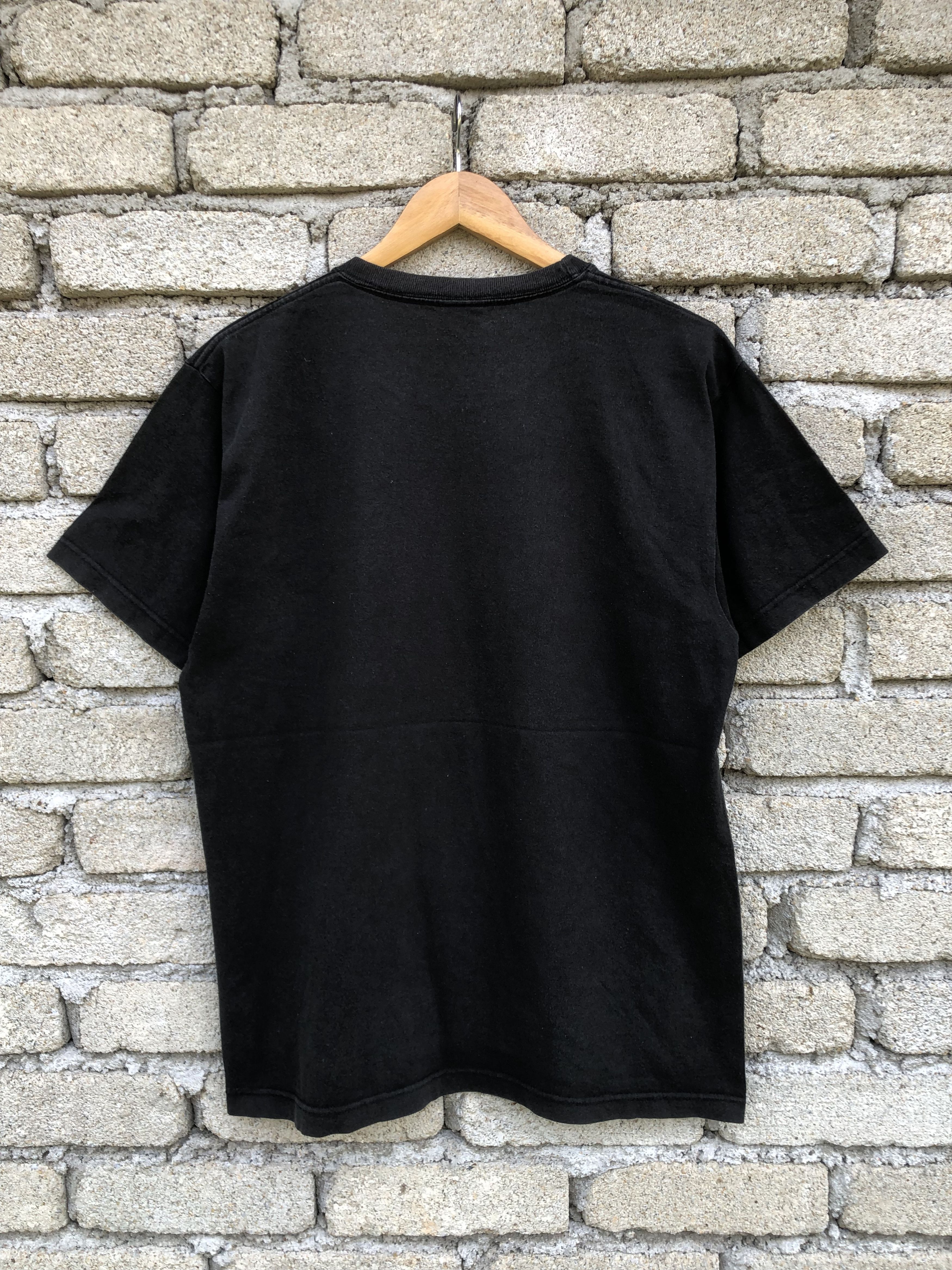 Vintage Vintage Sunfaded Dogera Keith Haring Art Tee Size US L / EU 52-54 / 3 - 3 Thumbnail