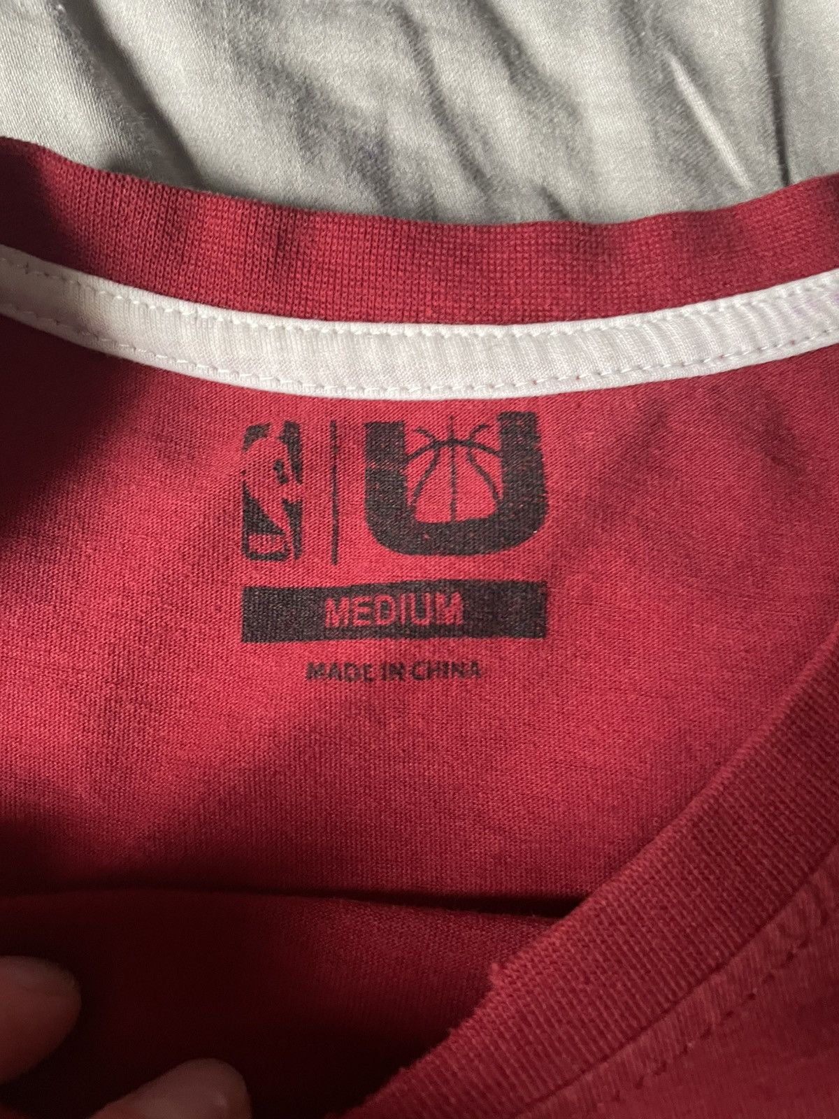 Vintage Cavs lebron james jersey Size US M / EU 48-50 / 2 - 2 Thumbnail