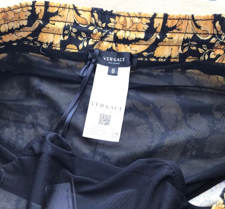 Versace New Authentic Versace Men Shorts Size 5 Size US 29 - 15 Thumbnail
