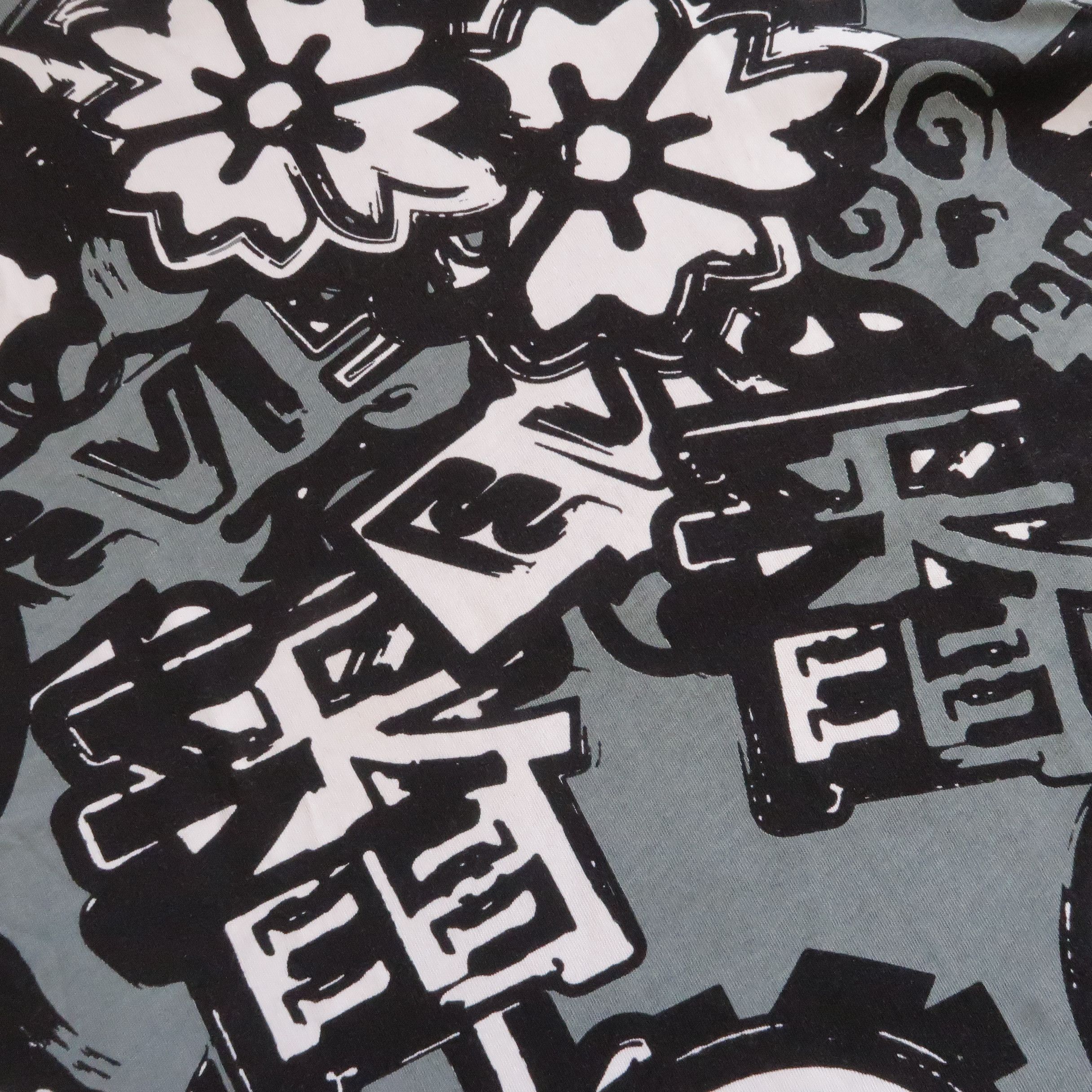 Evisu 90s Evisu Custom Made AOP Kanji Hiragana Tee Size US L / EU 52-54 / 3 - 8 Thumbnail