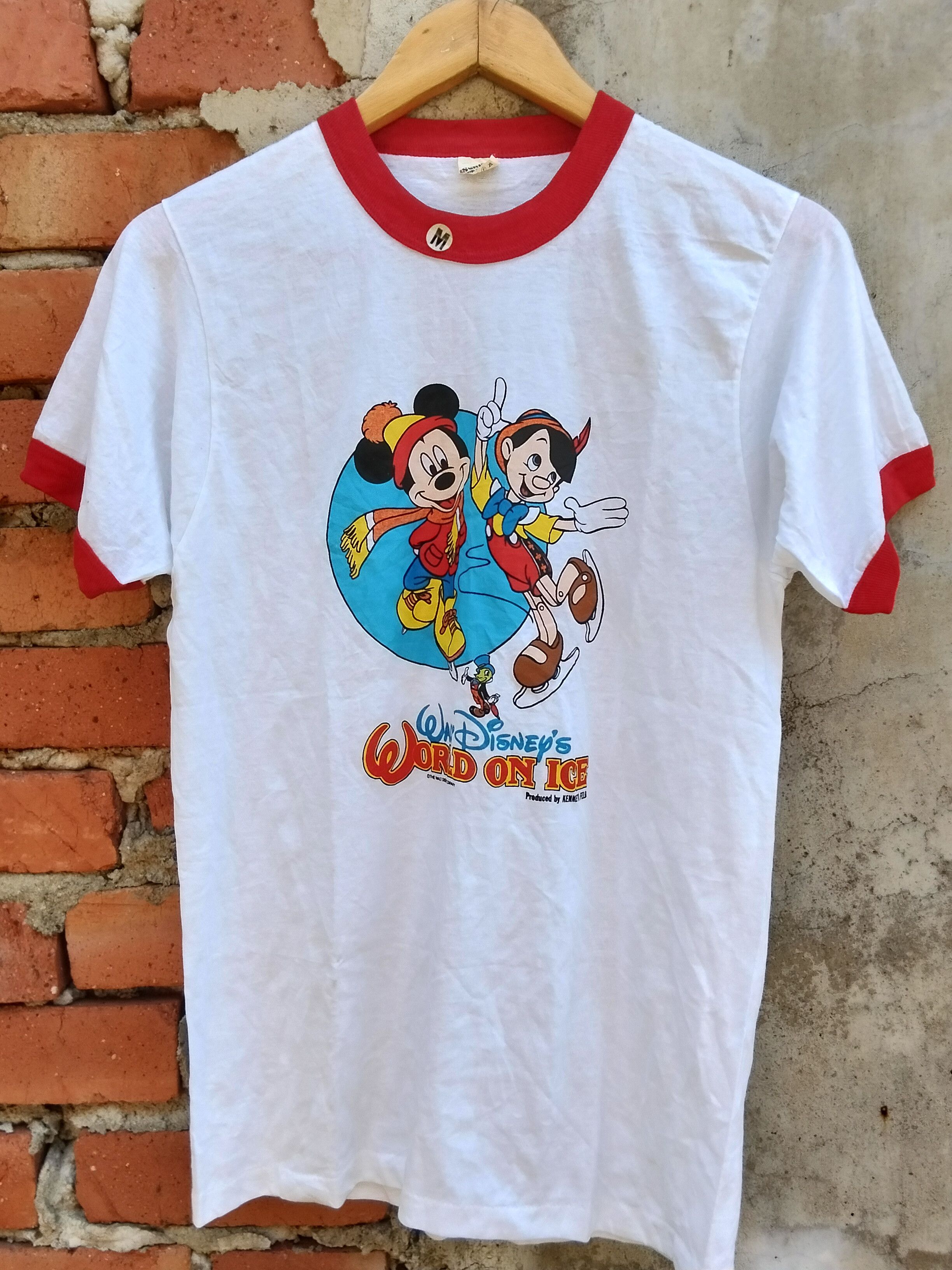 Vintage Vintage Mickey and Pinnichio Size US M / EU 48-50 / 2 - 1 Thumbnail