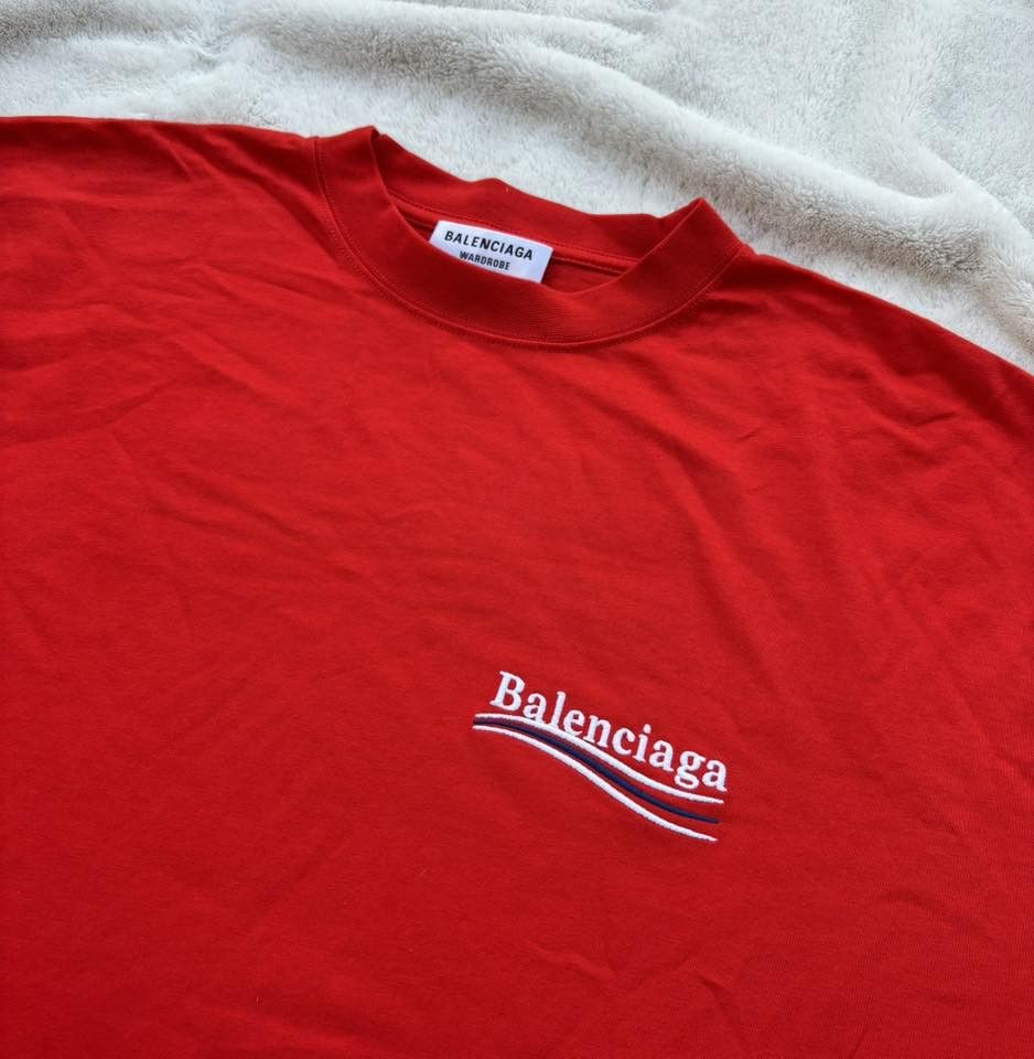 Balenciaga Balenciaga Red Embroidered Political Campaign Logo Tee Size US XL / EU 56 / 4 - 2 Thumbnail