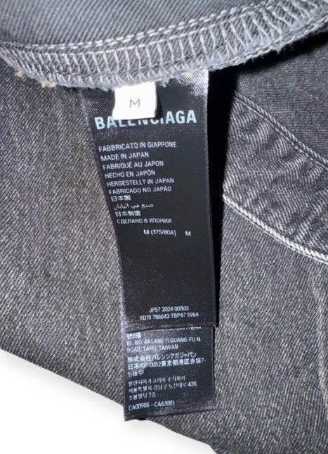 Balenciaga Balenciaga loose fits vintage effect denim jeans Size US 33 - 4 Thumbnail