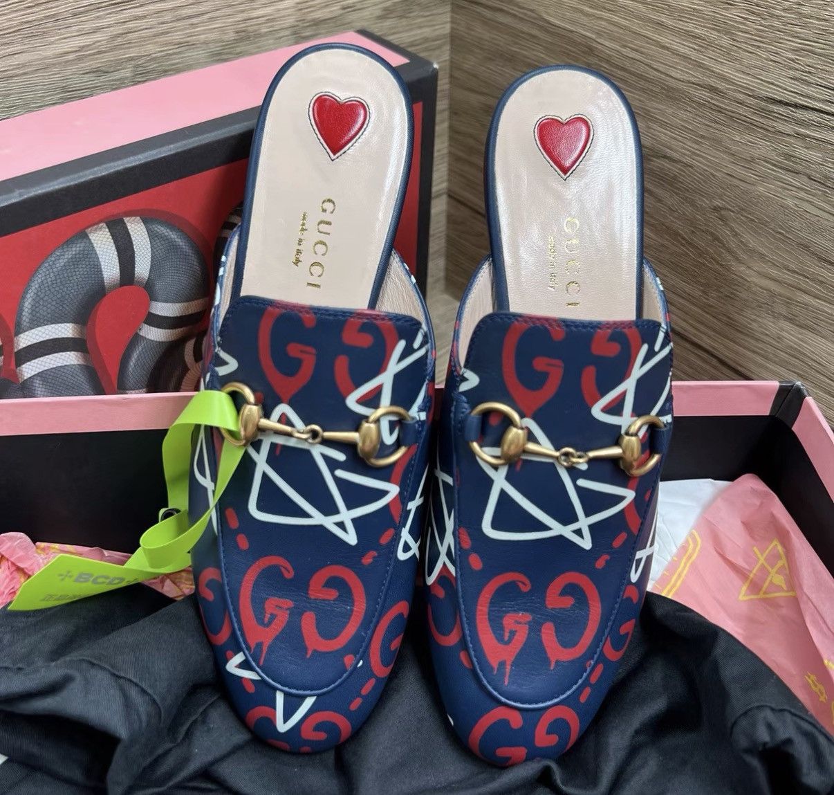 Gucci Gucci All-over Double G Star Mule Slides J41 Size US 5 / IT 35 - 2 Thumbnail