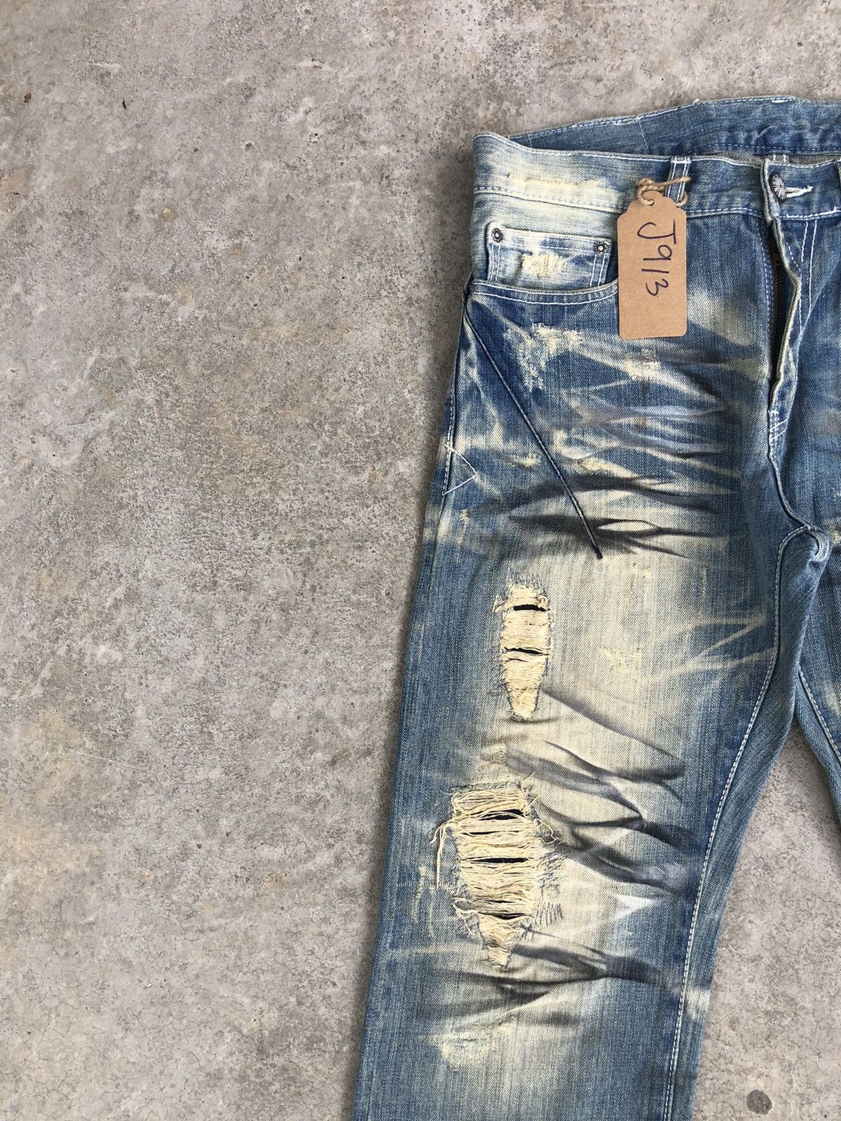 Who Decides War Japanese Urban Craft Distressed Jeans Size US 31 - 4 Thumbnail