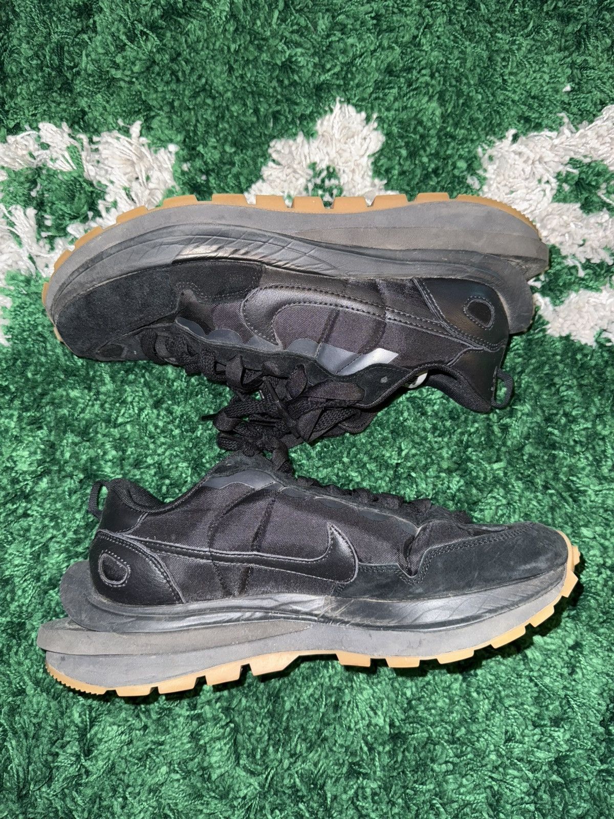 Nike × Sacai Nike Sacai Vaporwaffle (black) Size US 10.5 / EU 43-44 - 2 Thumbnail