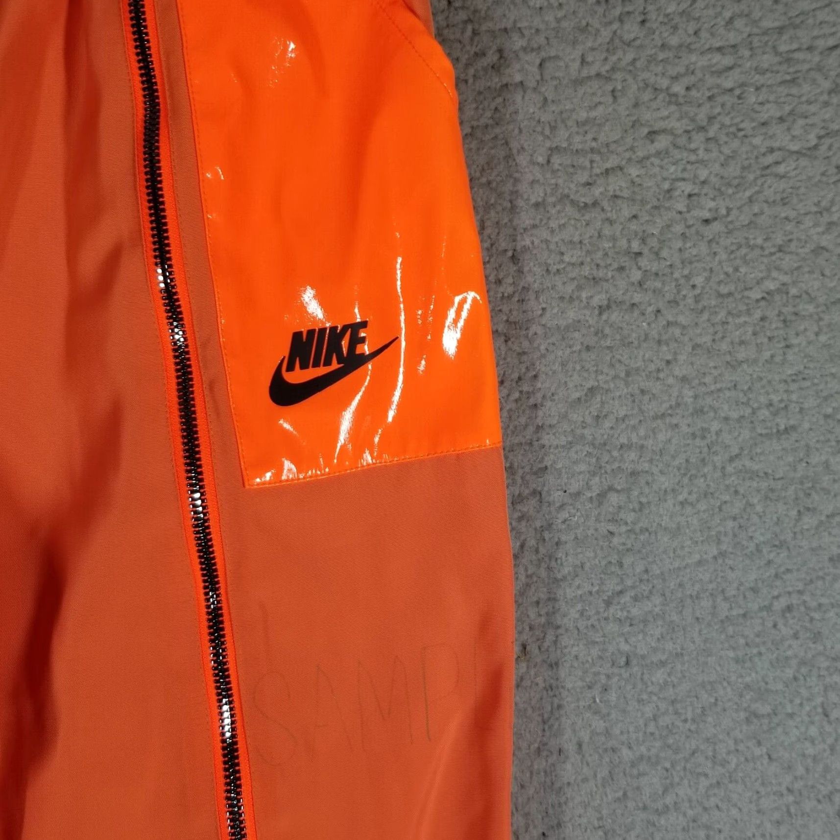 Nike Nike Women's S Woven Joggers Fire Orange Athleisure 90s Performance Training and Gym Size 28" / US 6 / IT 42 - 2 Thumbnail