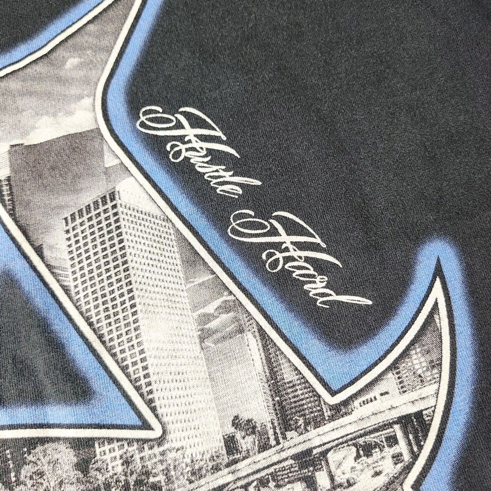 Vintage VINTAGE Los Angeles City Of Angels Double Sided Graphic Y2K Black Men's Size Medium Shirt Size US M / EU 48-50 / 2 - 3 Thumbnail