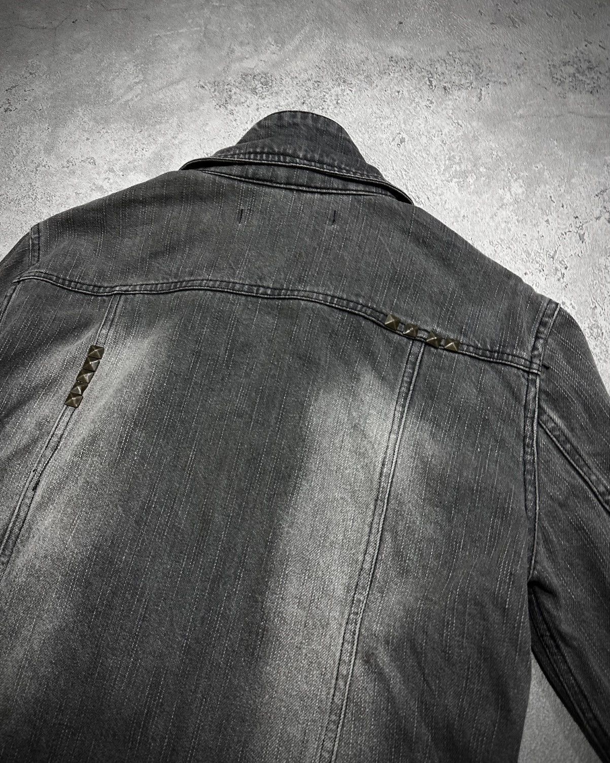 Japanese Brand Y2k Japanese Studded Denim Jacket Lgb Ifsix Style Size US M / EU 48-50 / 2 - 8 Thumbnail